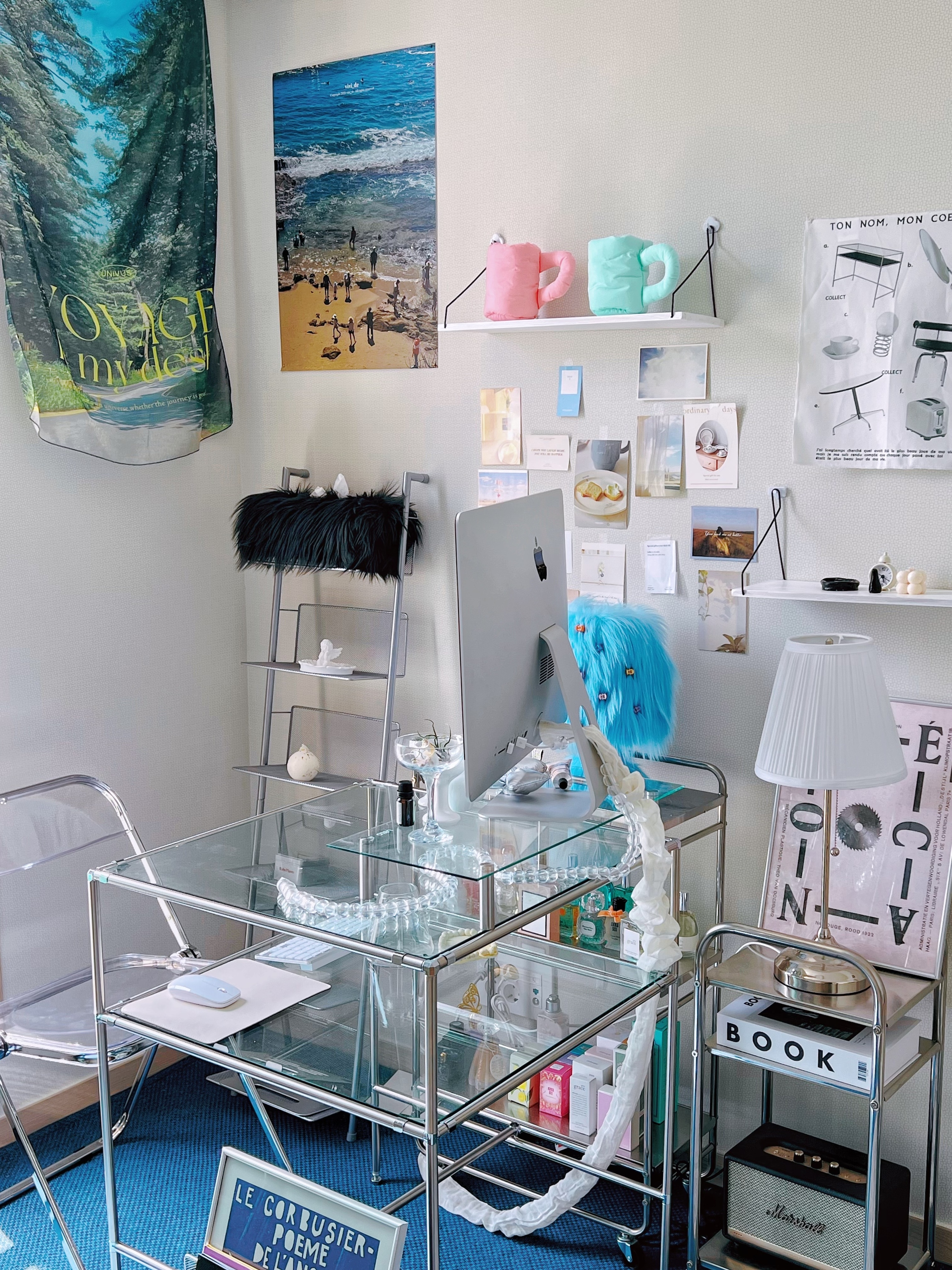 Acrylic Folding Chair user photo