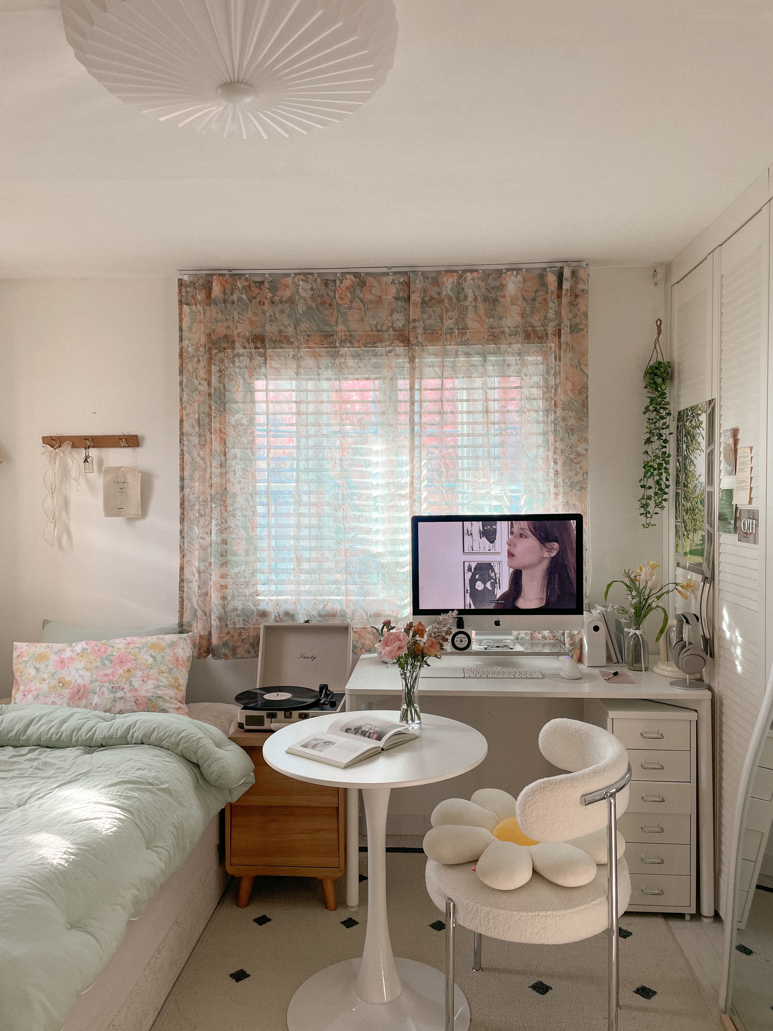 Upholstered Chrome Frame Accent Chair user photo
