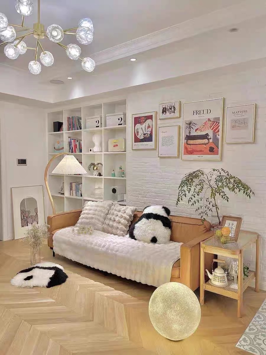 Moon Table Lamp user photo