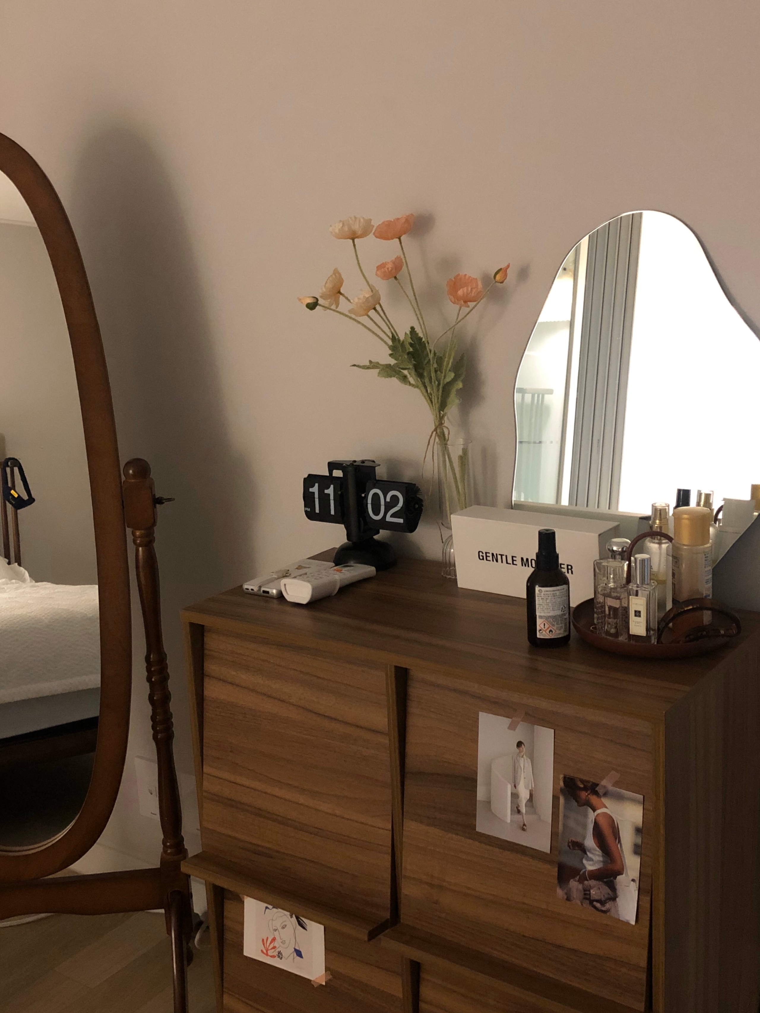 Wooden Flip-Front Storage Cabinet user photo