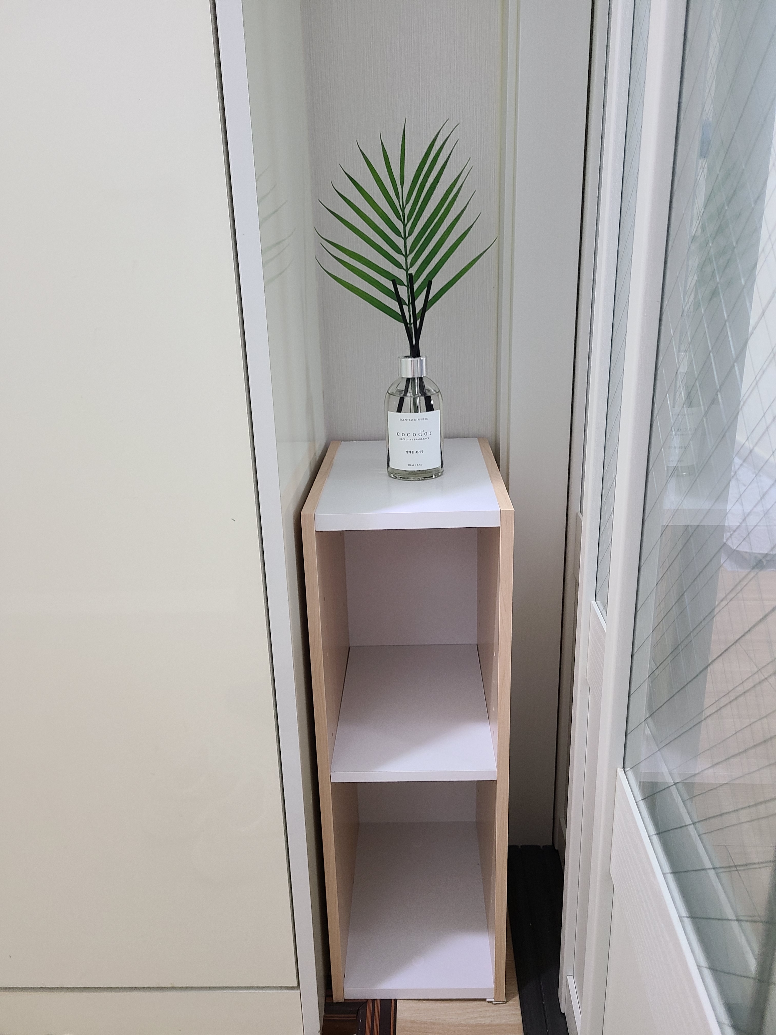 Slim Wood Side Shelf user photo