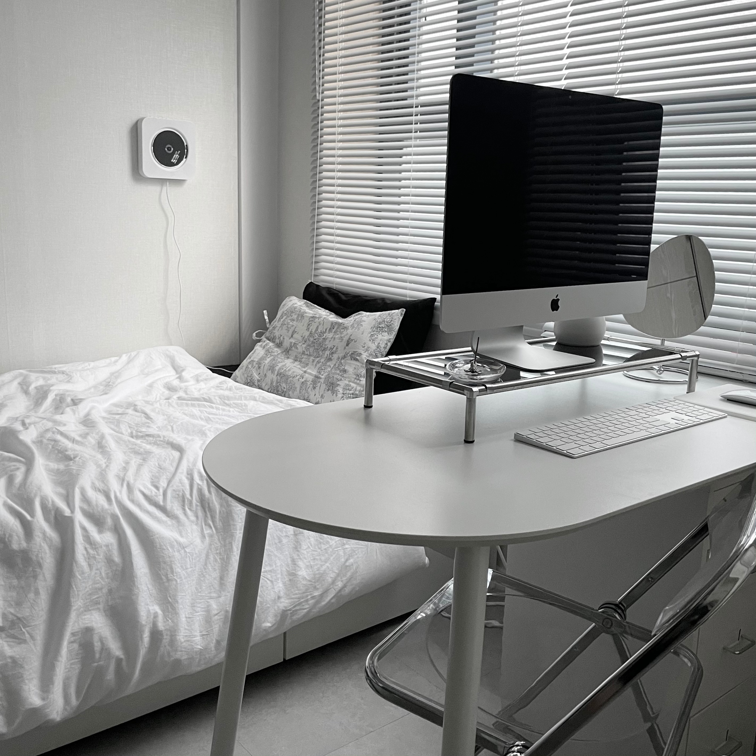 Half-Round White Laminate Dining Table user photo