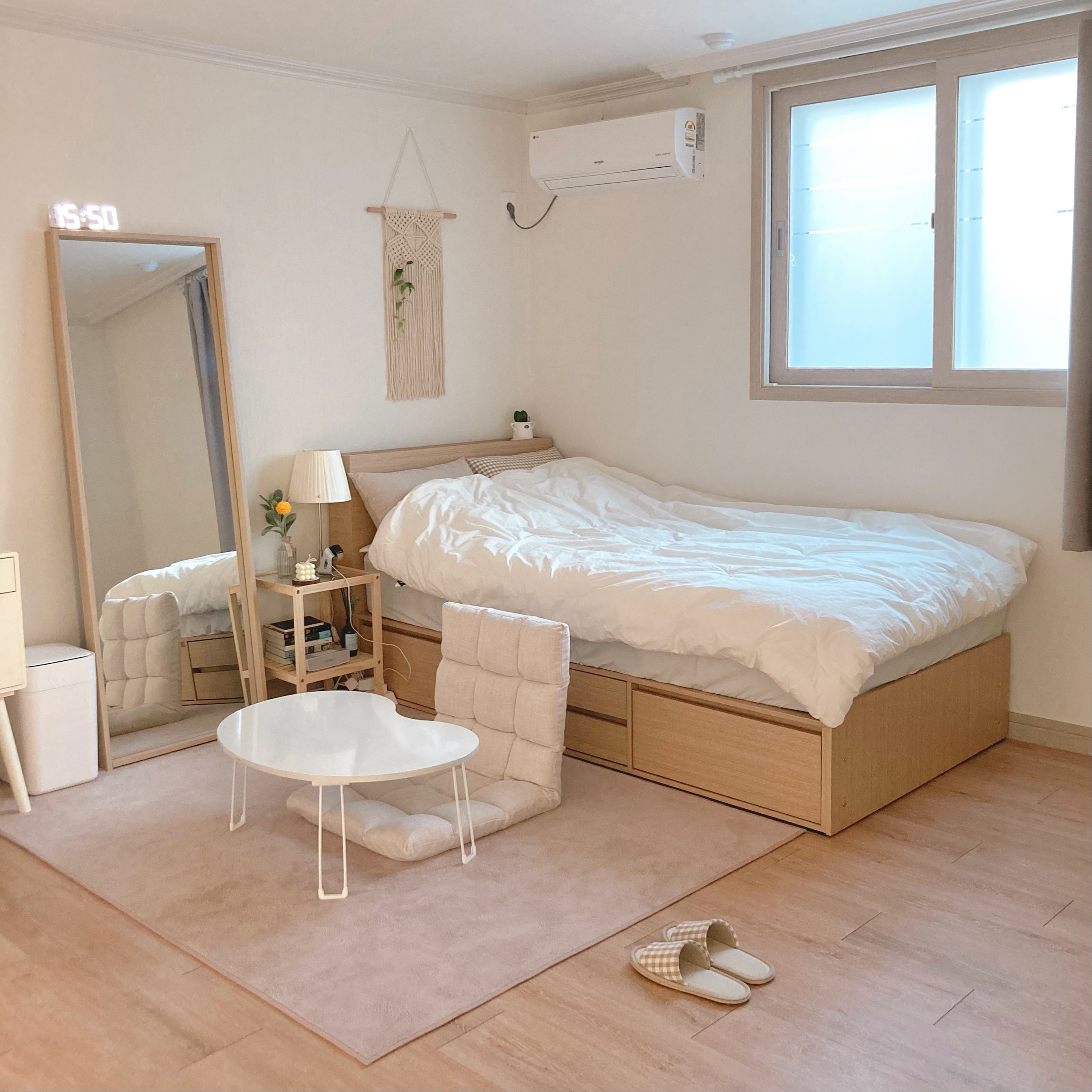 Minimalist Microfiber Accent Rug user photo