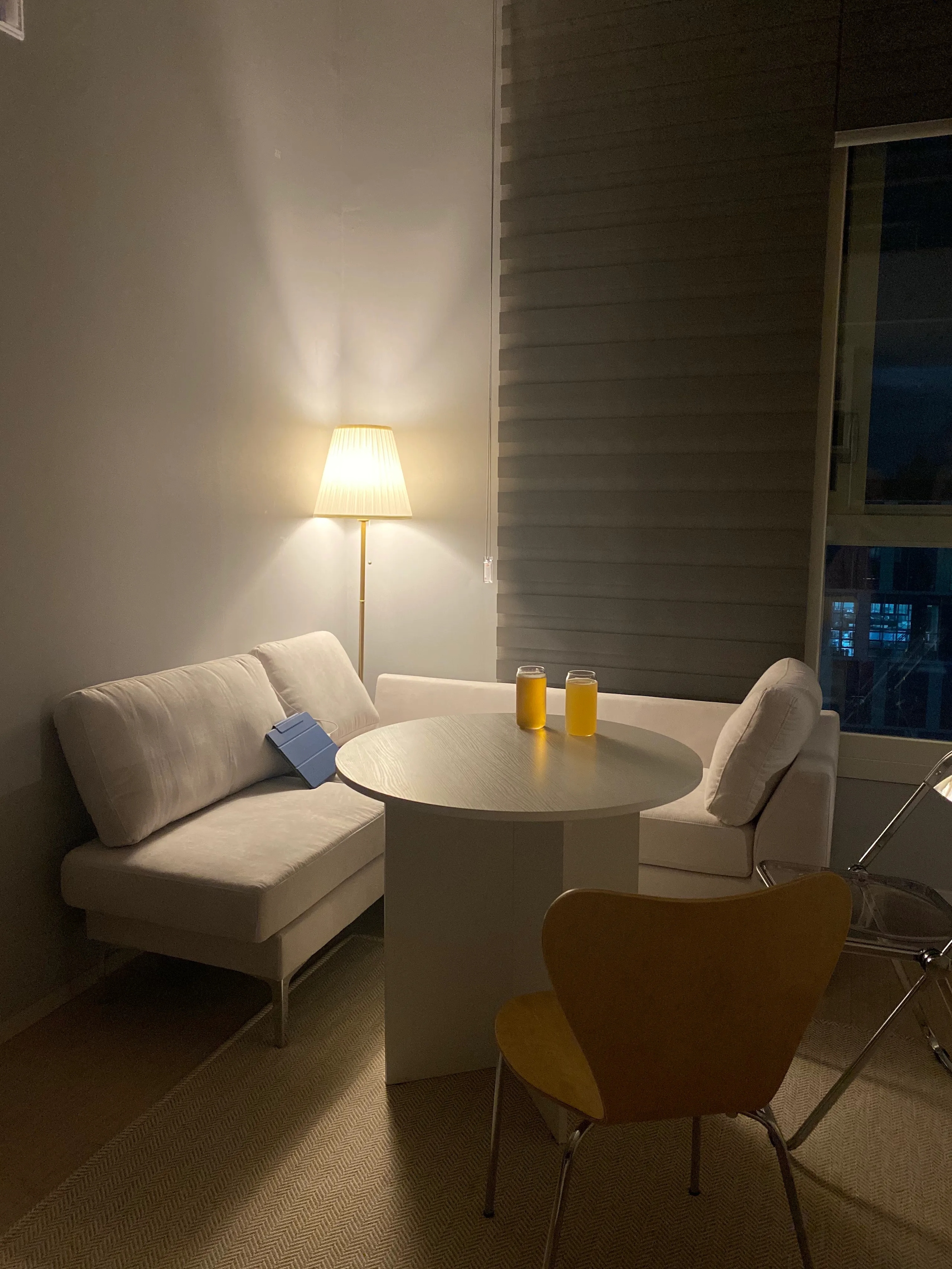 High Back Chrome Legs Dining Chair user photo