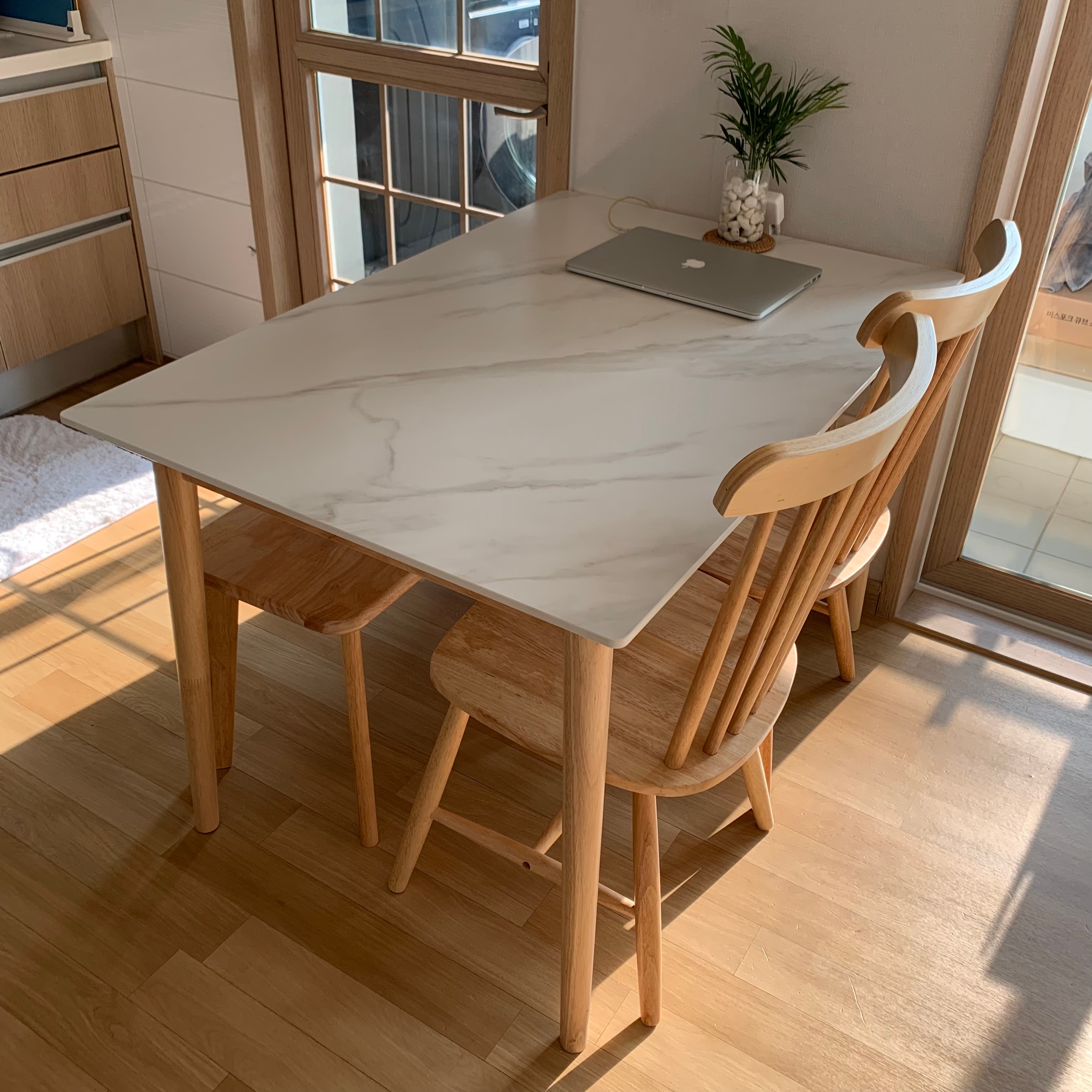 Ceramic Tabletop Solid Wood Frame Dining Table user photo