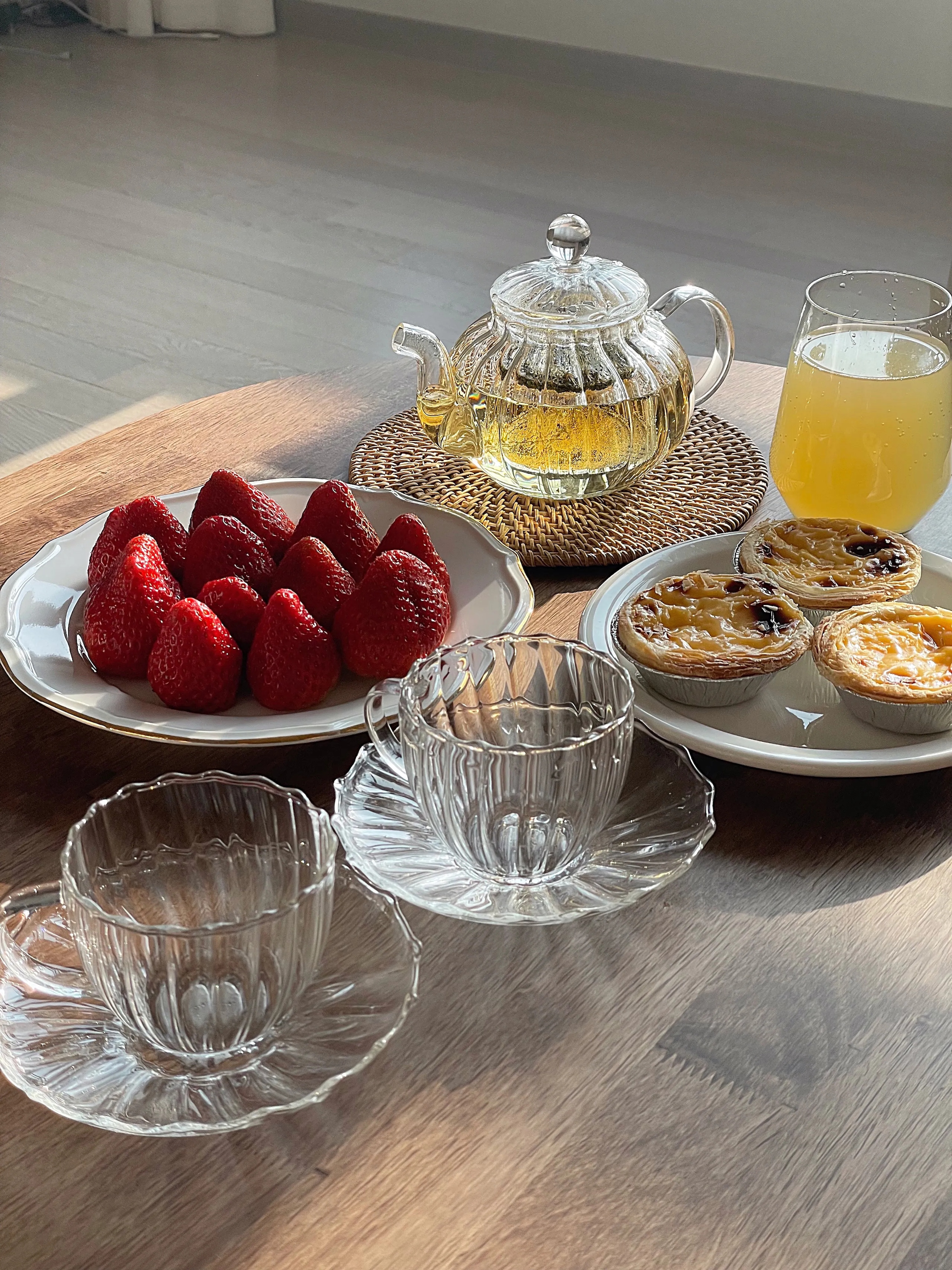 Flower Glass Teapot & 2 Teacup Set user photo