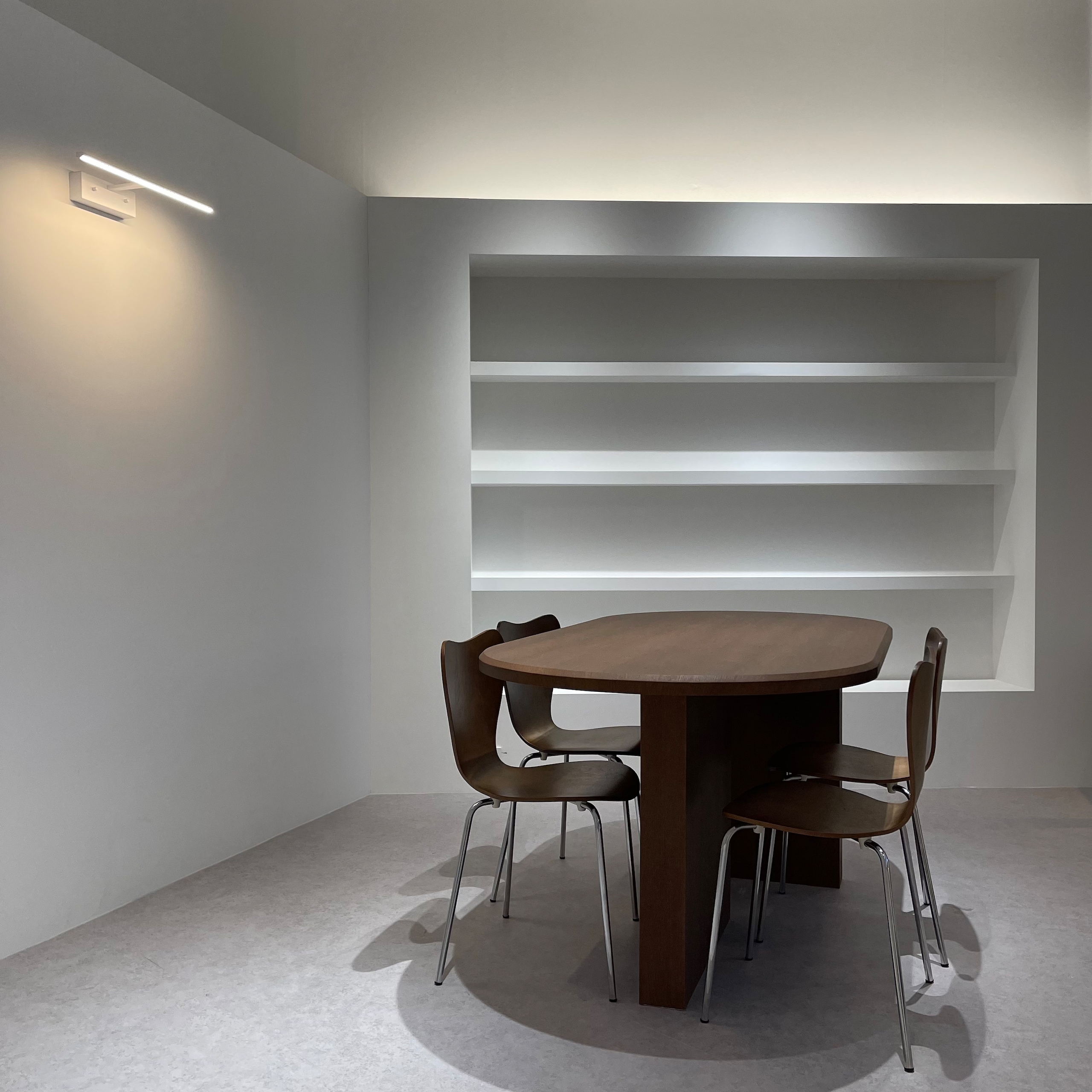High Back Chrome Legs Dining Chair user photo