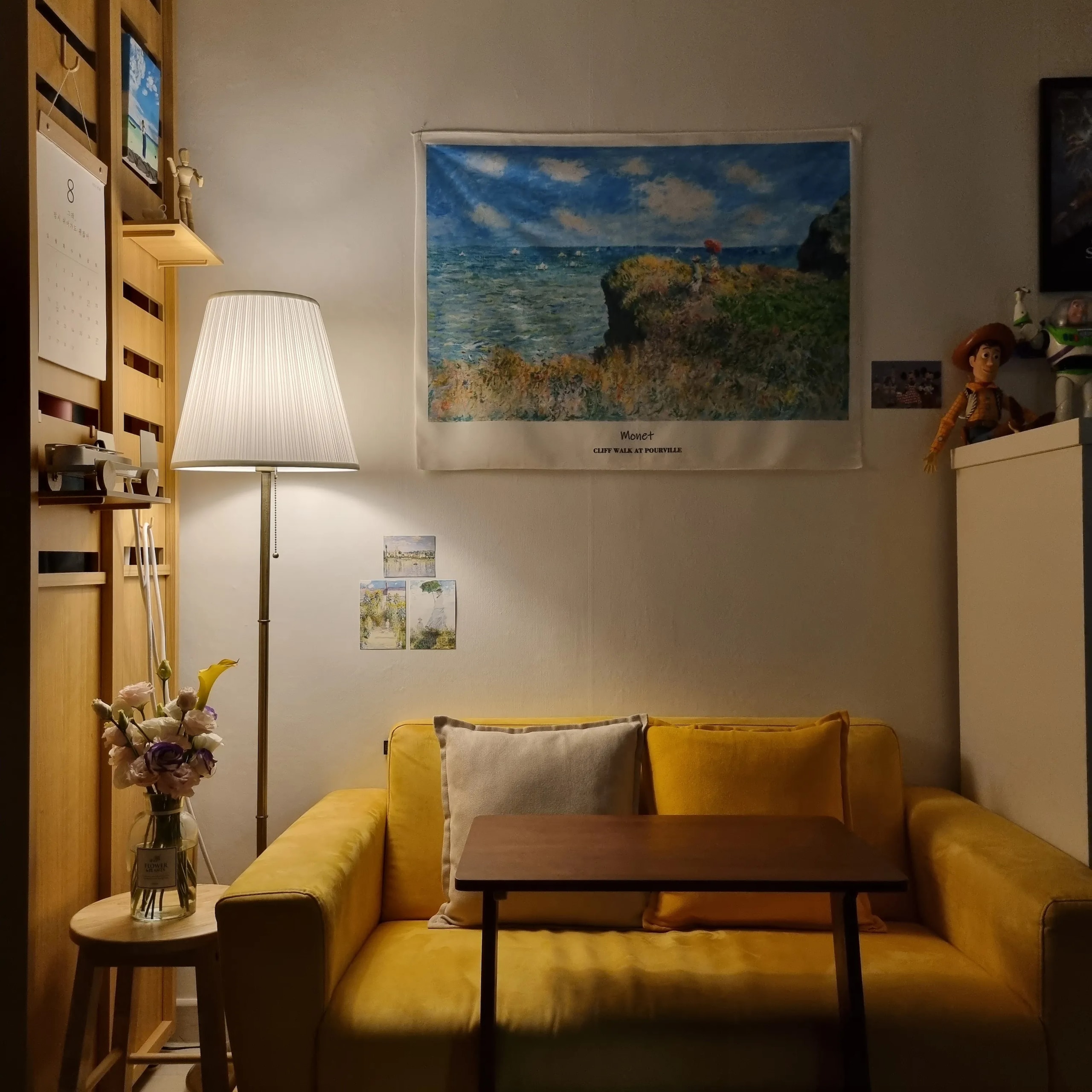 Solid Wood Side Table user photo