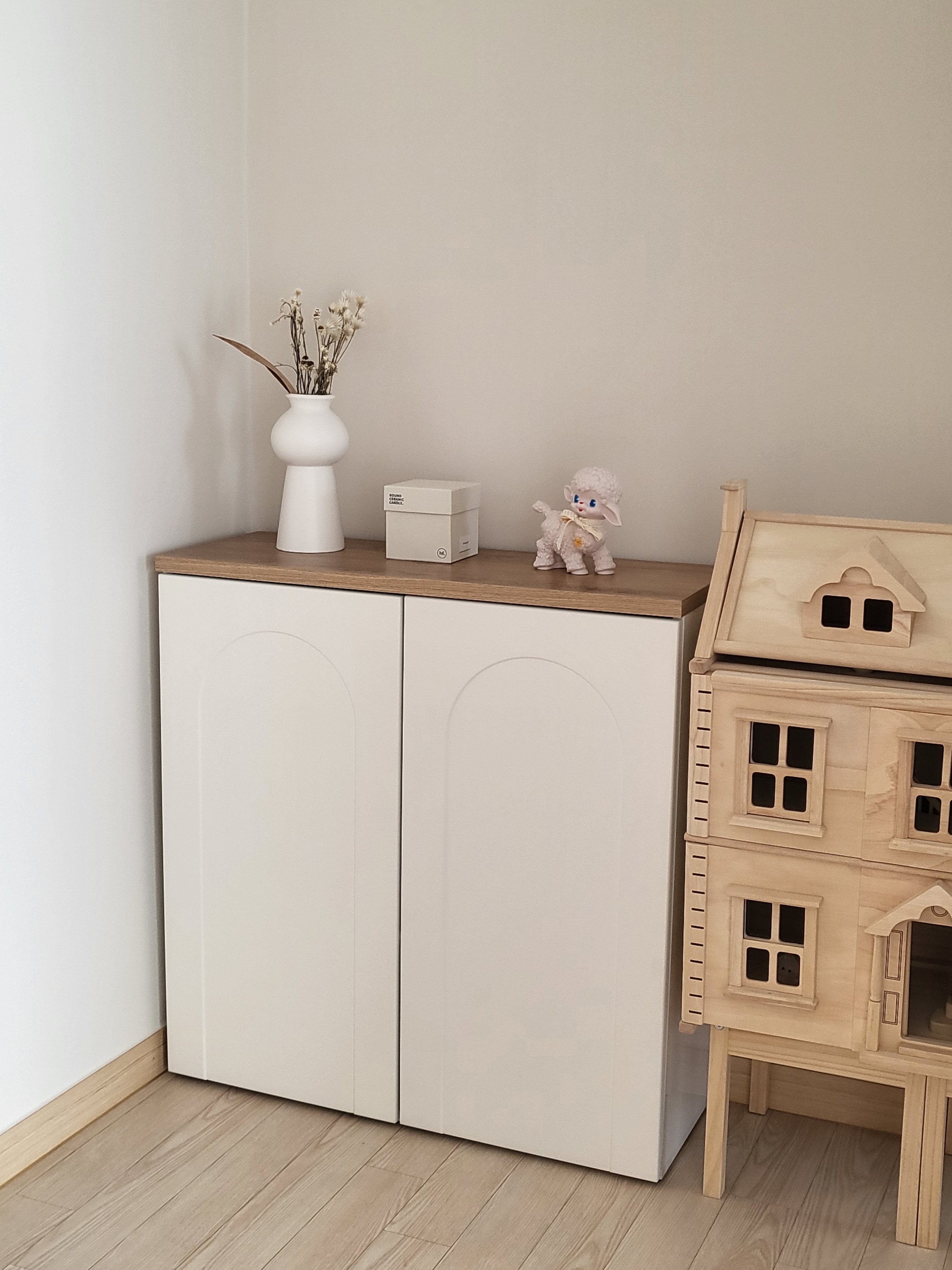 Tall Cabinet with 2 Arch Doors user photo
