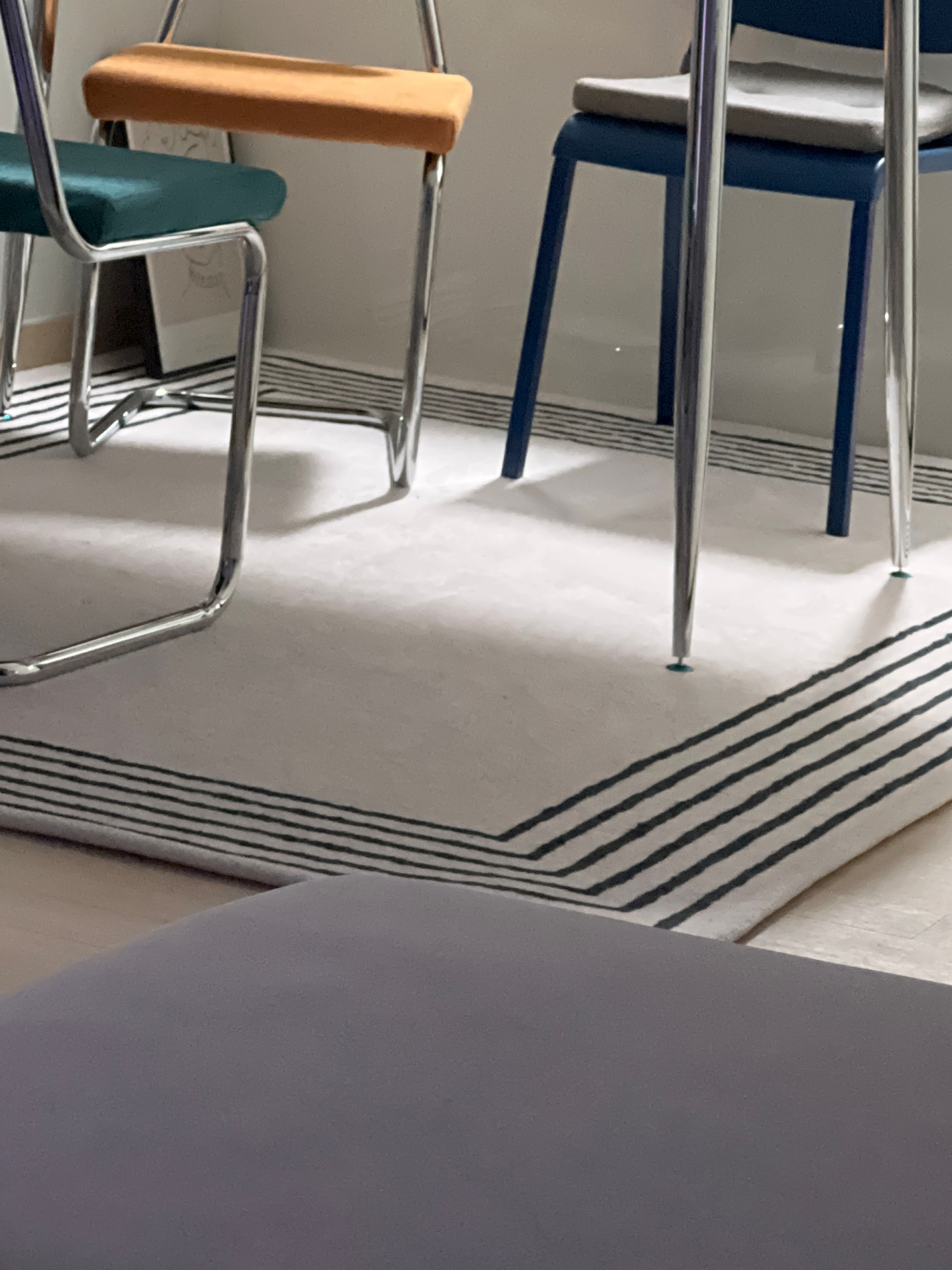 Seasonless Sqaure Stripe Rug user photo