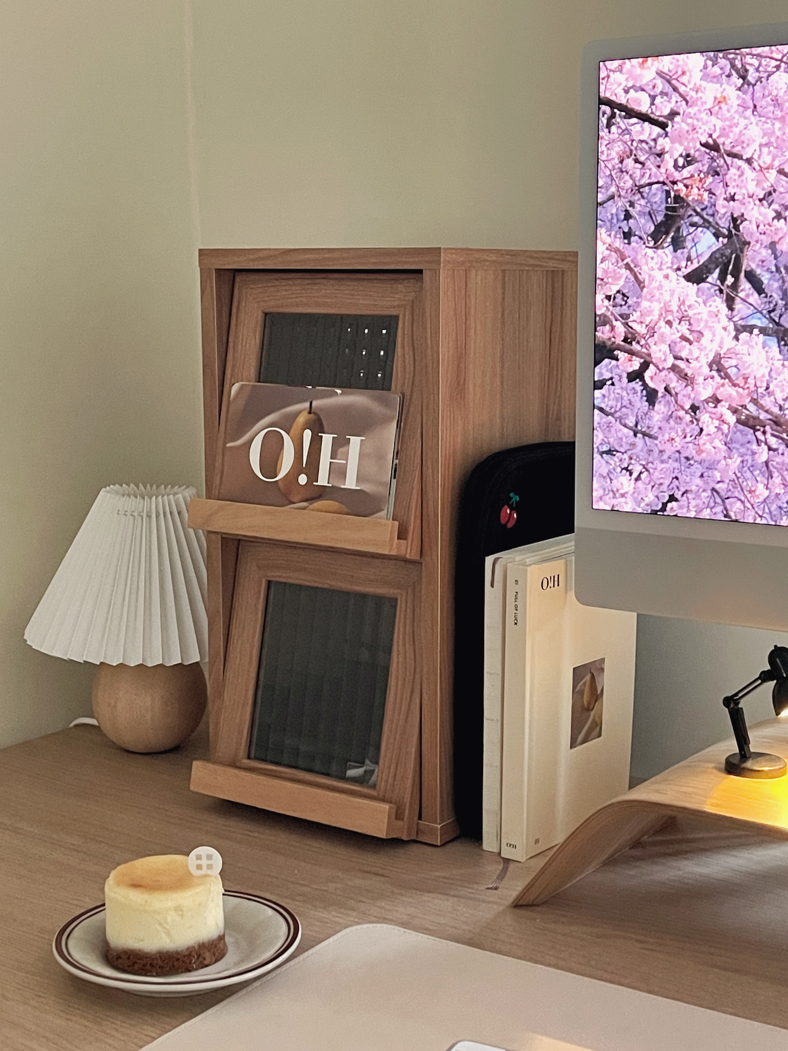 Mini Wood Cabinet with Glass Doors user photo