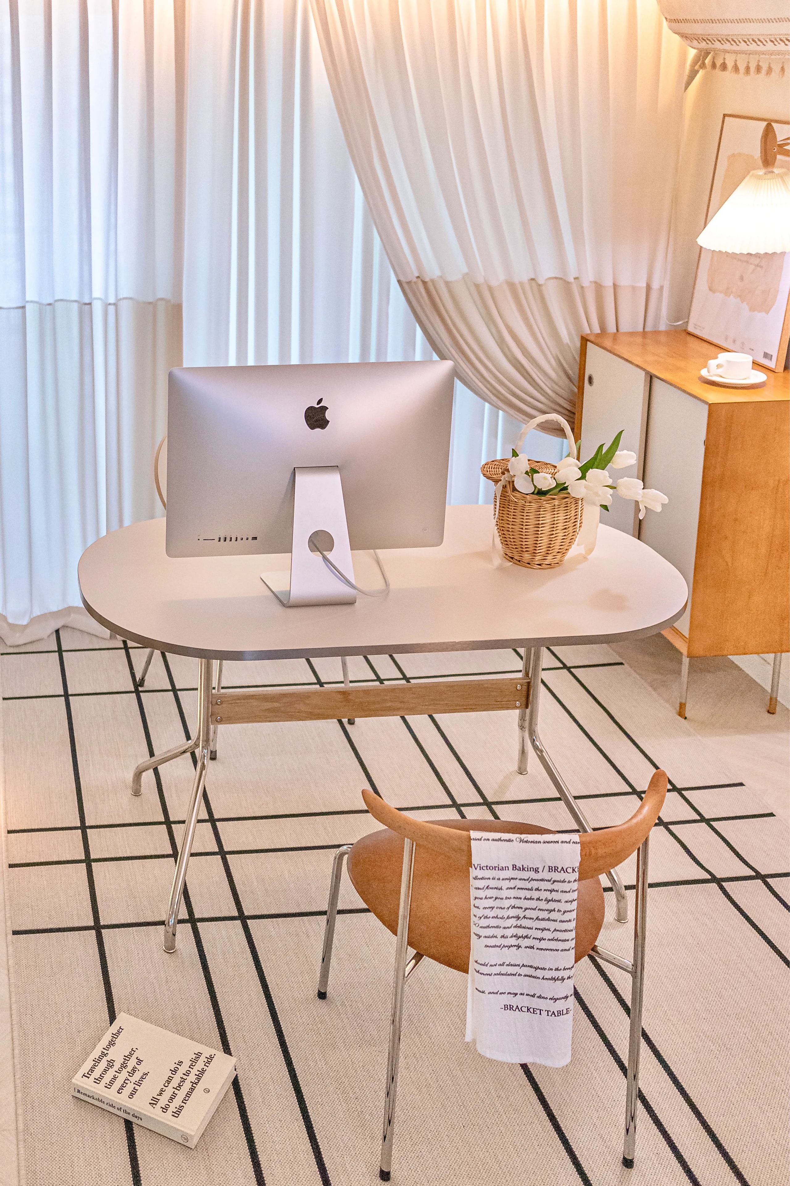 Mid Century Wooden Back Dining Chair user photo
