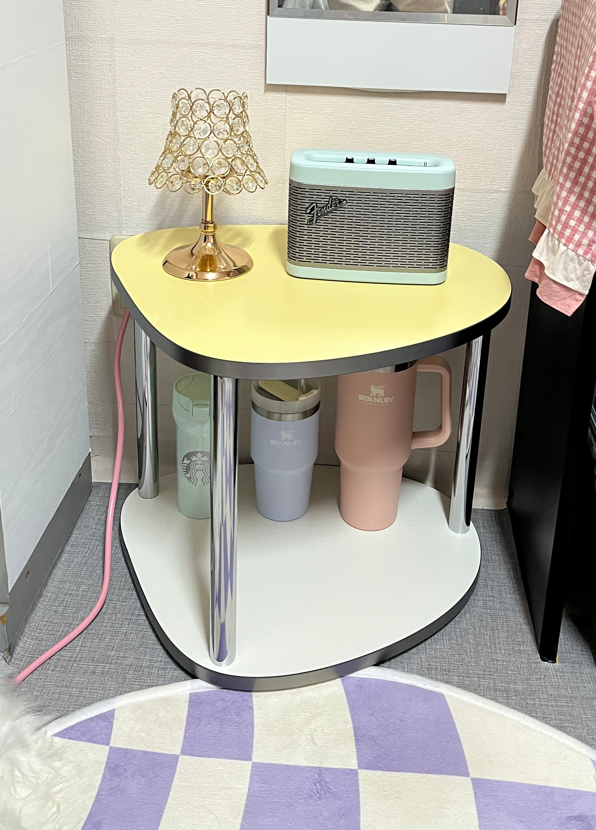Soft Triangle Coffee Table user photo