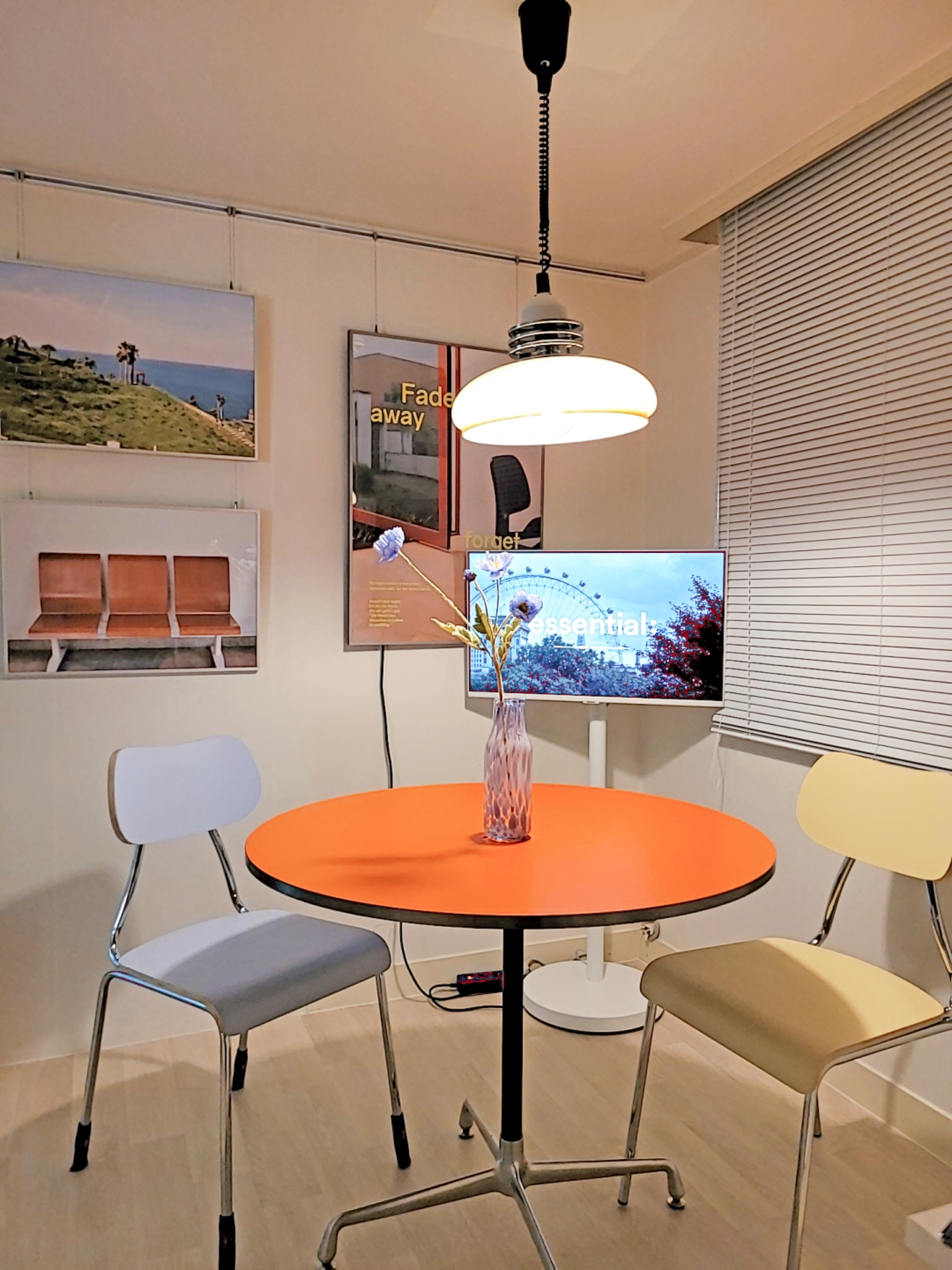 Flow Line Dining Chair user photo