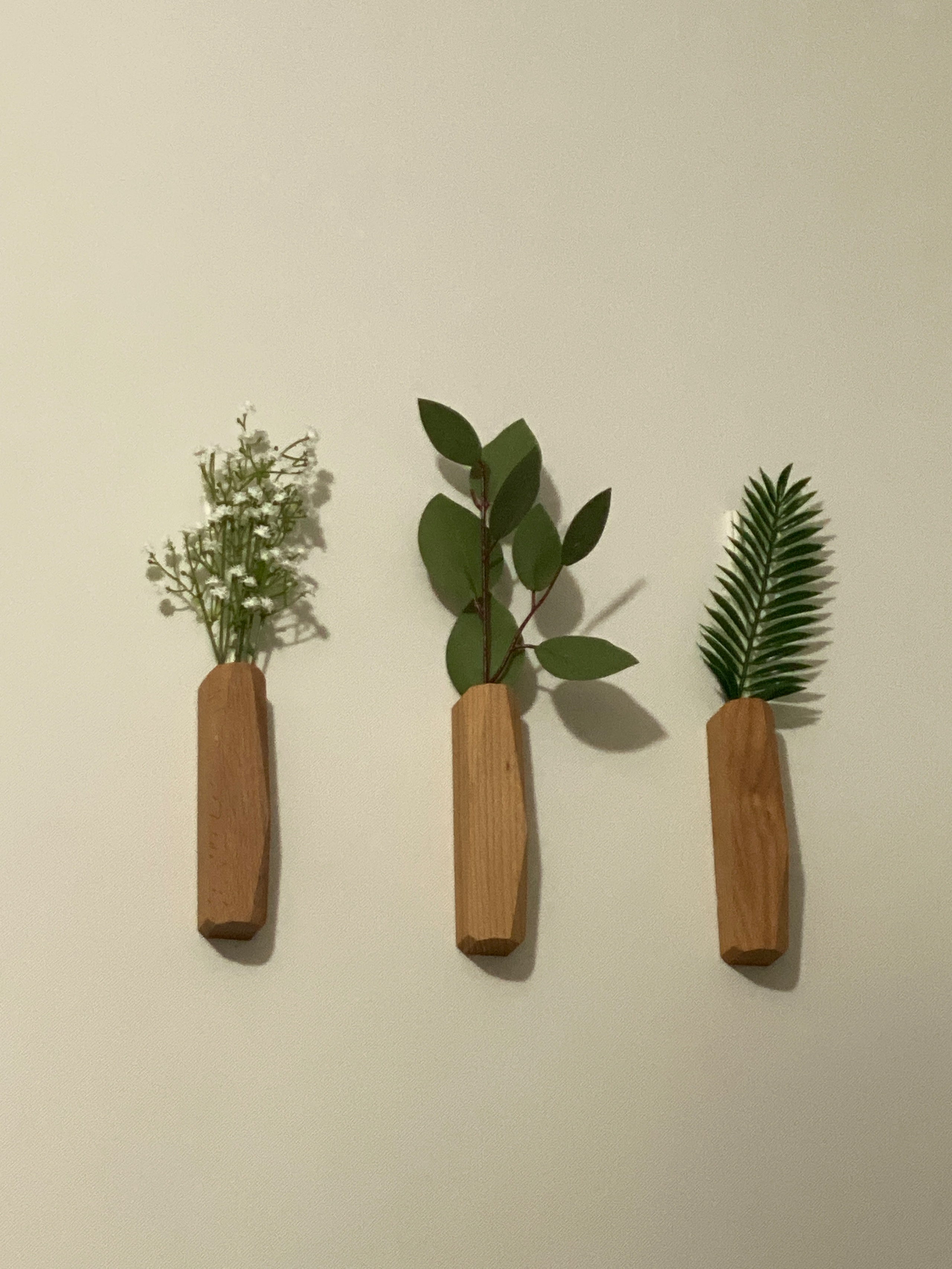Wall-Mounted Wooden Diffuser Vase user photo