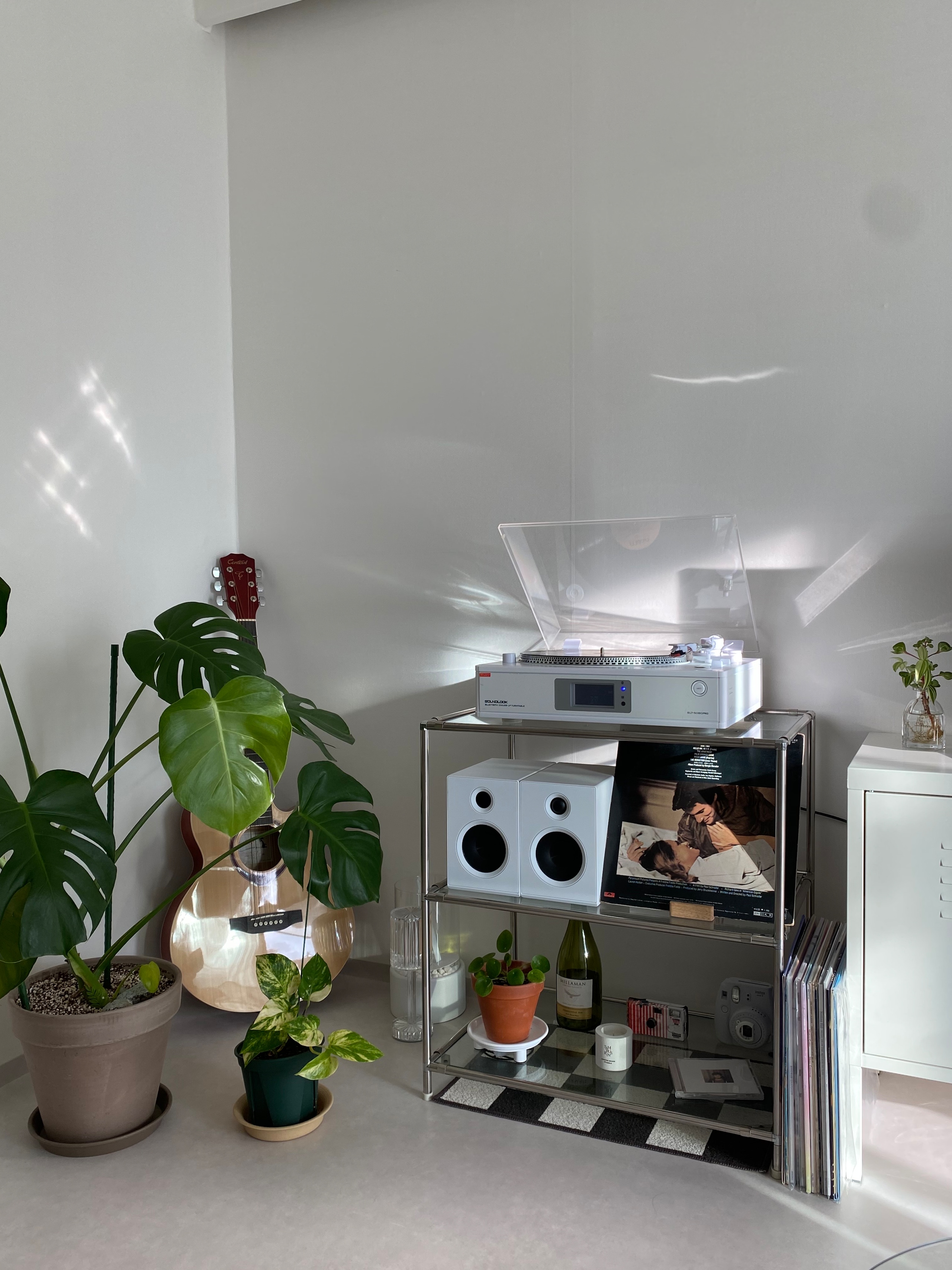 Modular Glass Storage Shelf user photo