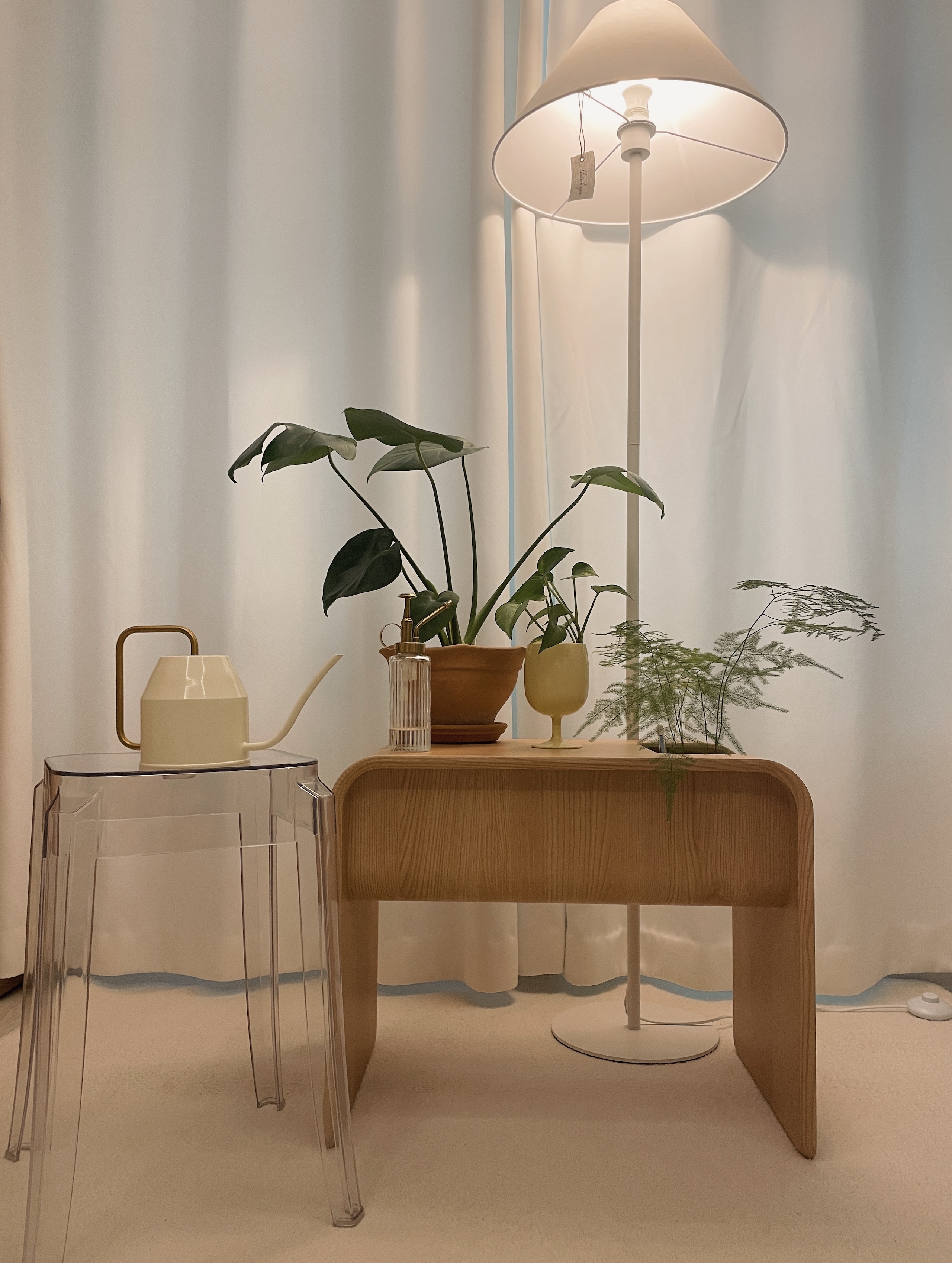 Multi-Use Curved Side Table user photo
