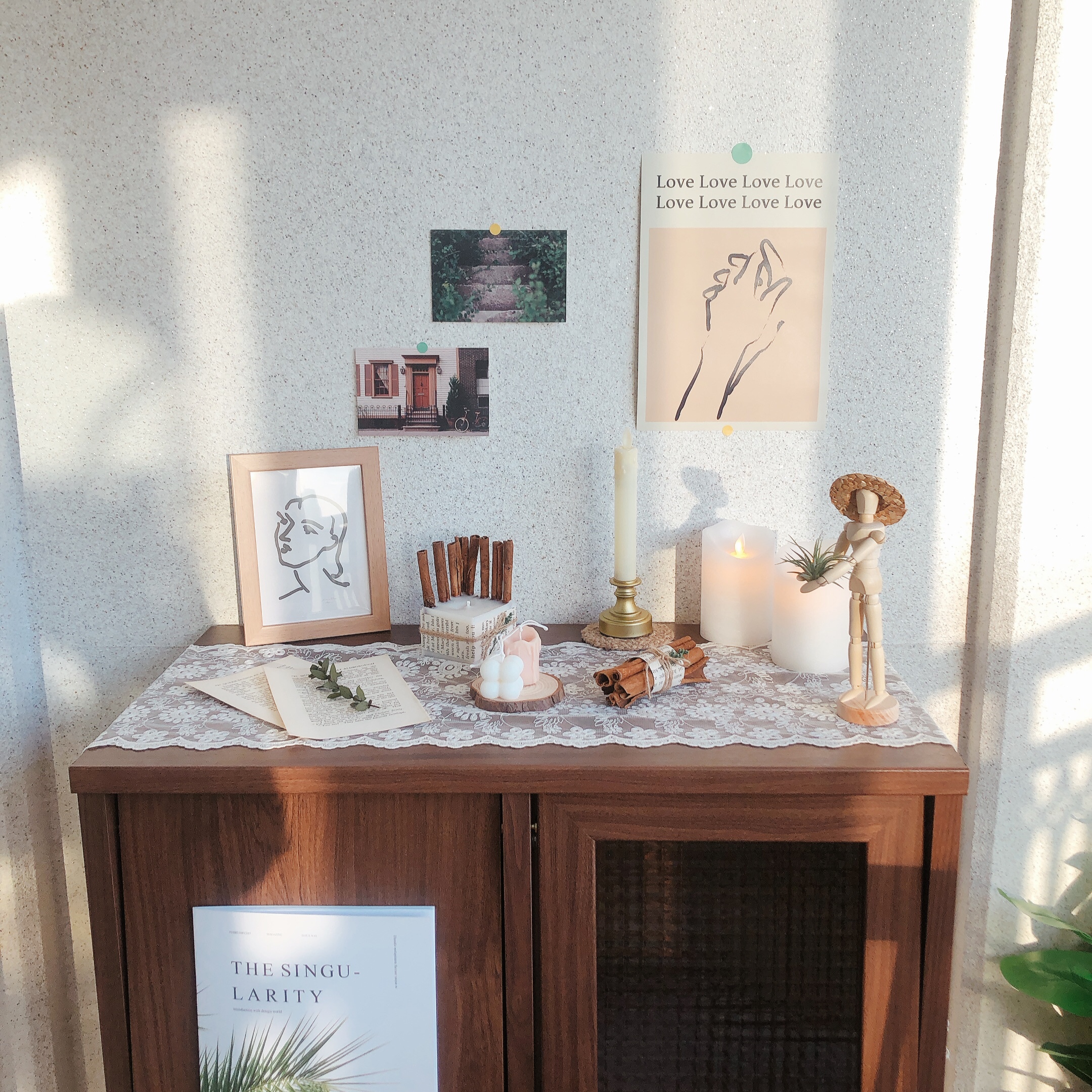 Scented Cinnamon Candle & Decor Set user photo