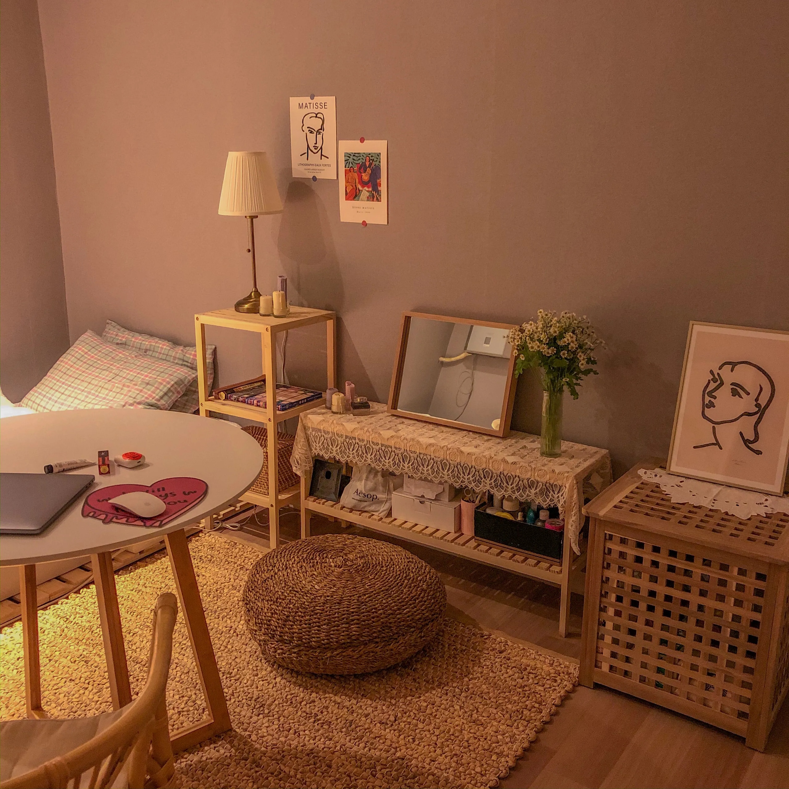 Round Two-Person Tea Table user photo