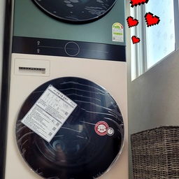 objet collection LG 워시타워.
베란다 공간인테리어 최고 입니다.
디자인 효과만점.
세탁&건조까지 굿.
스타일러는 아직 미도착 ㅜㅜ
옷방에다 이뿌게 꾸며, 잘 사용 할께요.^^