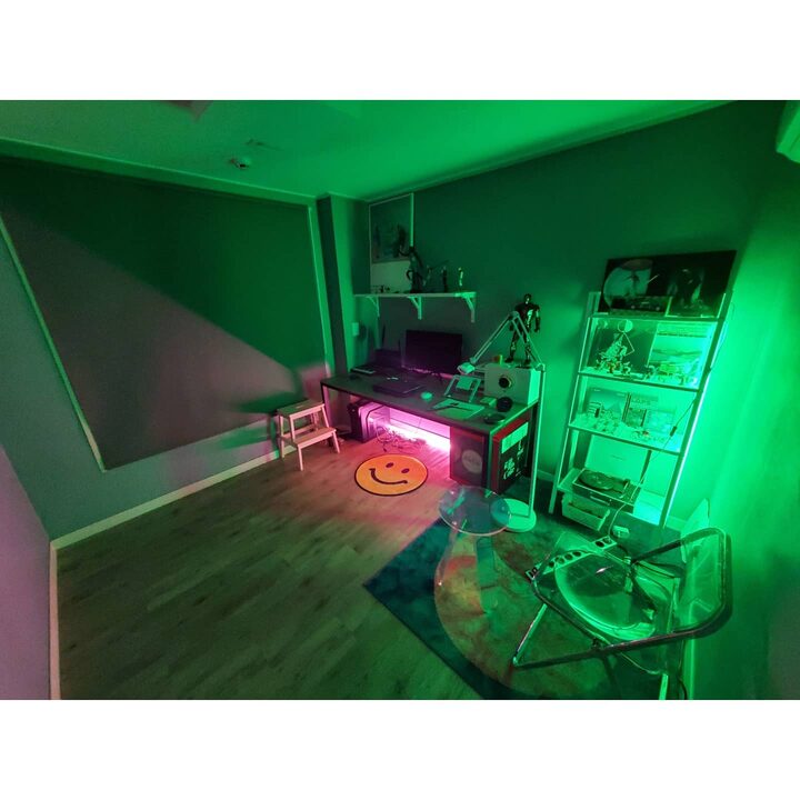 short form carousel card thumbnail