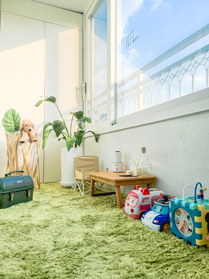 short form carousel card thumbnail