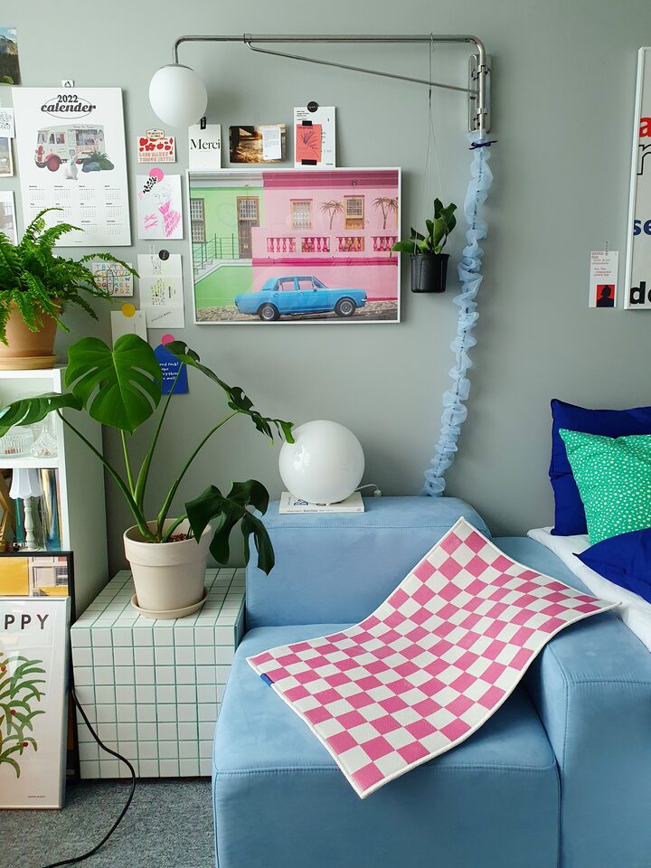 short form carousel card thumbnail