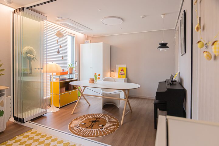 short form carousel card thumbnail