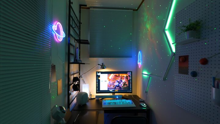 short form carousel card thumbnail