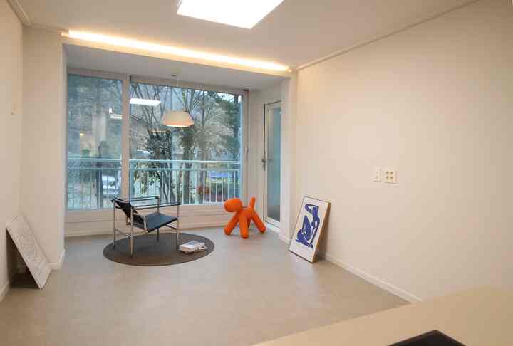 Tagged posts featuring Mid-century Modern Steel Frame Armchair 2