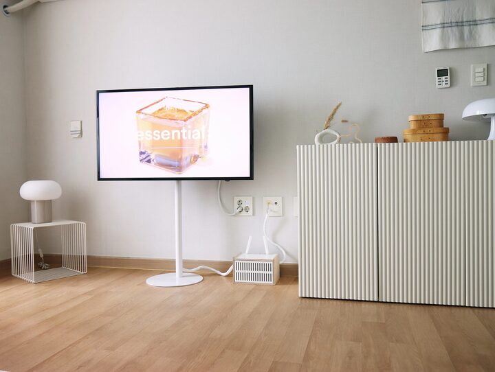 short form carousel card thumbnail