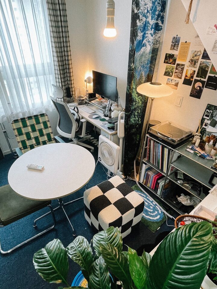 short form carousel card thumbnail