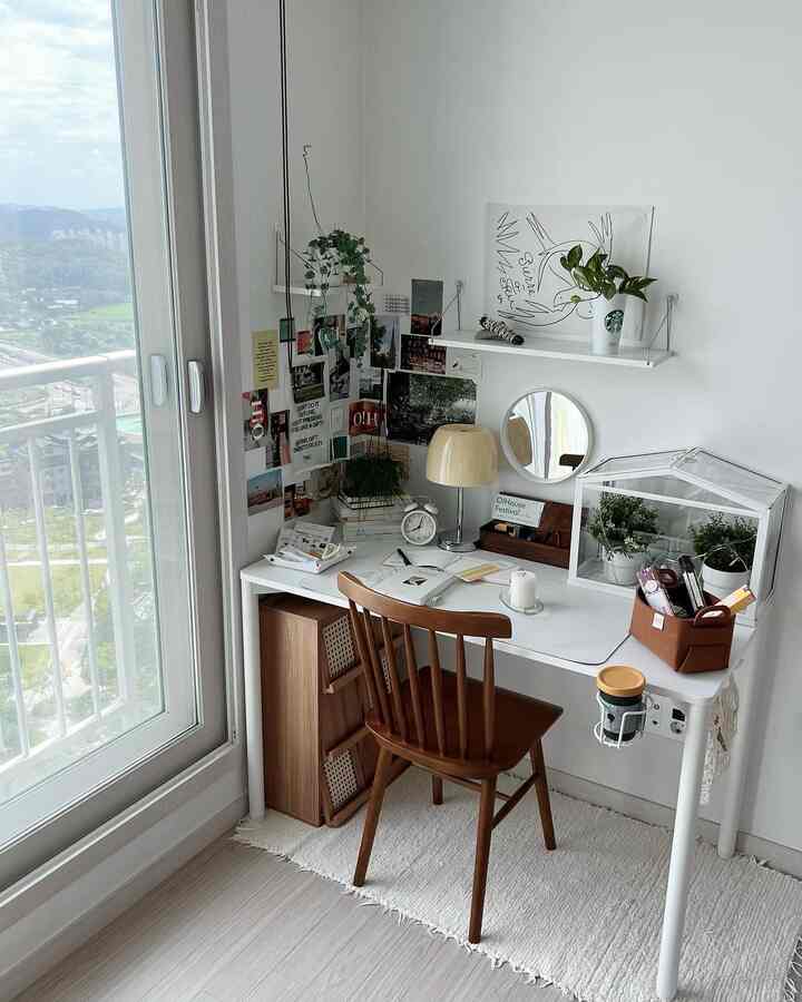 しっかりした天板とラウンド型の角、円形脚のシェープが一番気に入った209アベニューのゼロデスクエボ製品…子供たちにも安全だと思い、本当に揺れることなく丈夫で使用感が無知良い