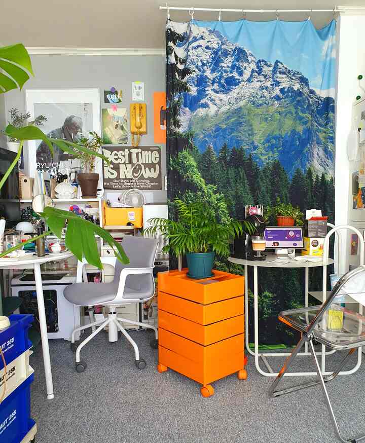 Layanan Dolce Gusto Premio memungkinkan Anda menikmati berbagai keuntungan dengan mendaftar Premio dan mengumpulkan poin saat Anda membeli mesin kopi atau kapsul. 

Saat membeli kapsul, saat membuka kotaknya, terdapat kode QR yang dapat dengan mudah Anda pindai melalui aplikasi Nescafe Dolce Gusto untuk mengumpulkan poin. Reward dan keuntungannya sangat menguntungkan dibandingkan dengan poin yang Anda miliki, jadi luar biasa! 
Saya terutama menyukai sertifikat hadiah E-Mart. 😍

Dengan meminum kopi secara rutin, Anda akan dapat memperoleh manfaatnya secara rutin. 👍

Ini adalah malam ketika saya terus memikirkan kotak-kotak yang saya buang tanpa menyadarinya.  