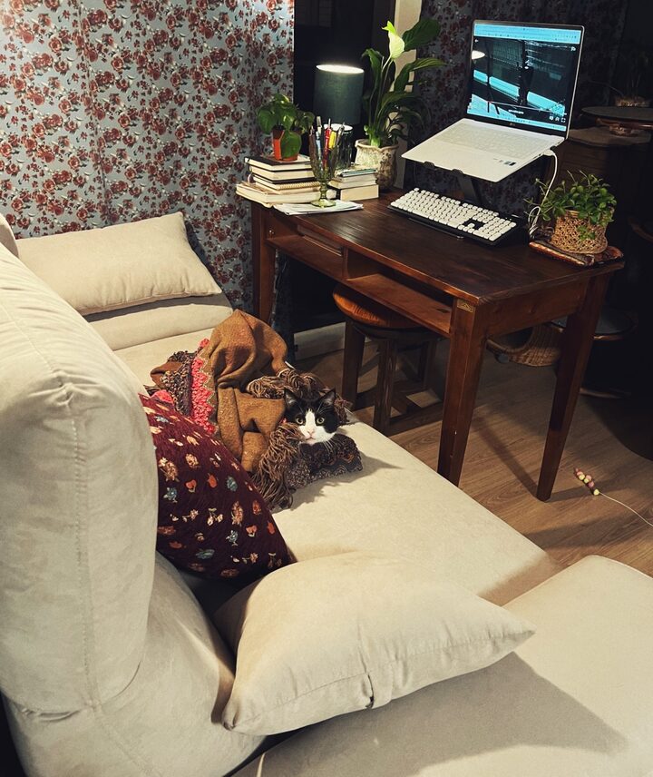 short form carousel card thumbnail