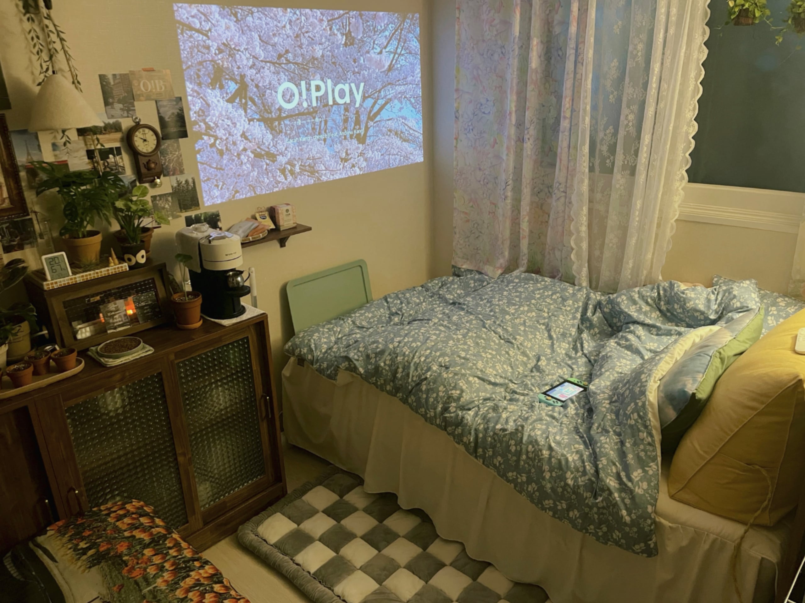 Soft Linen Touch Quilted Bed Skirt with Lace user photo