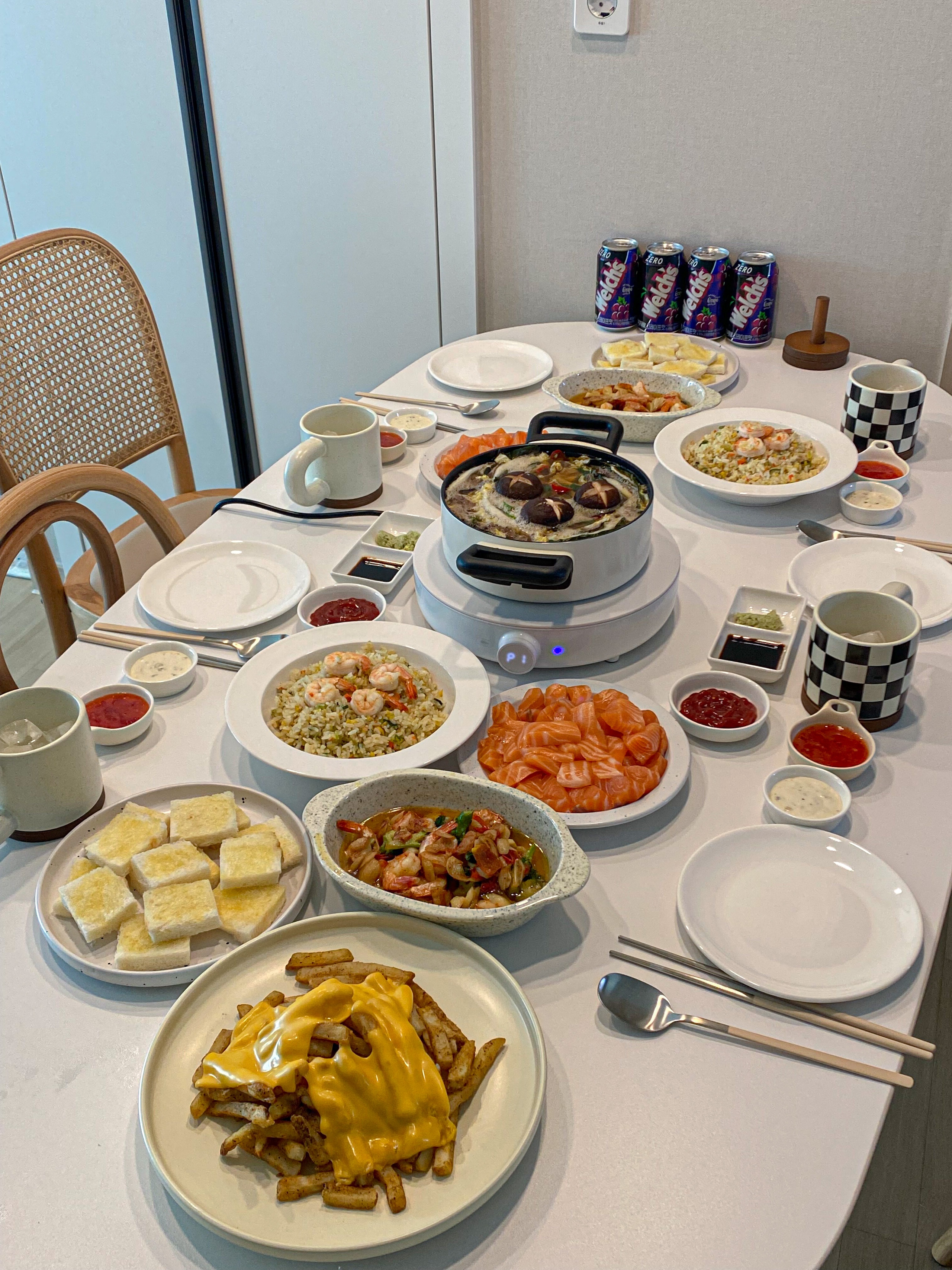 Seoul Minimalist Matte Spoon & Chopstick Set for 4 (8-Piece) user photo