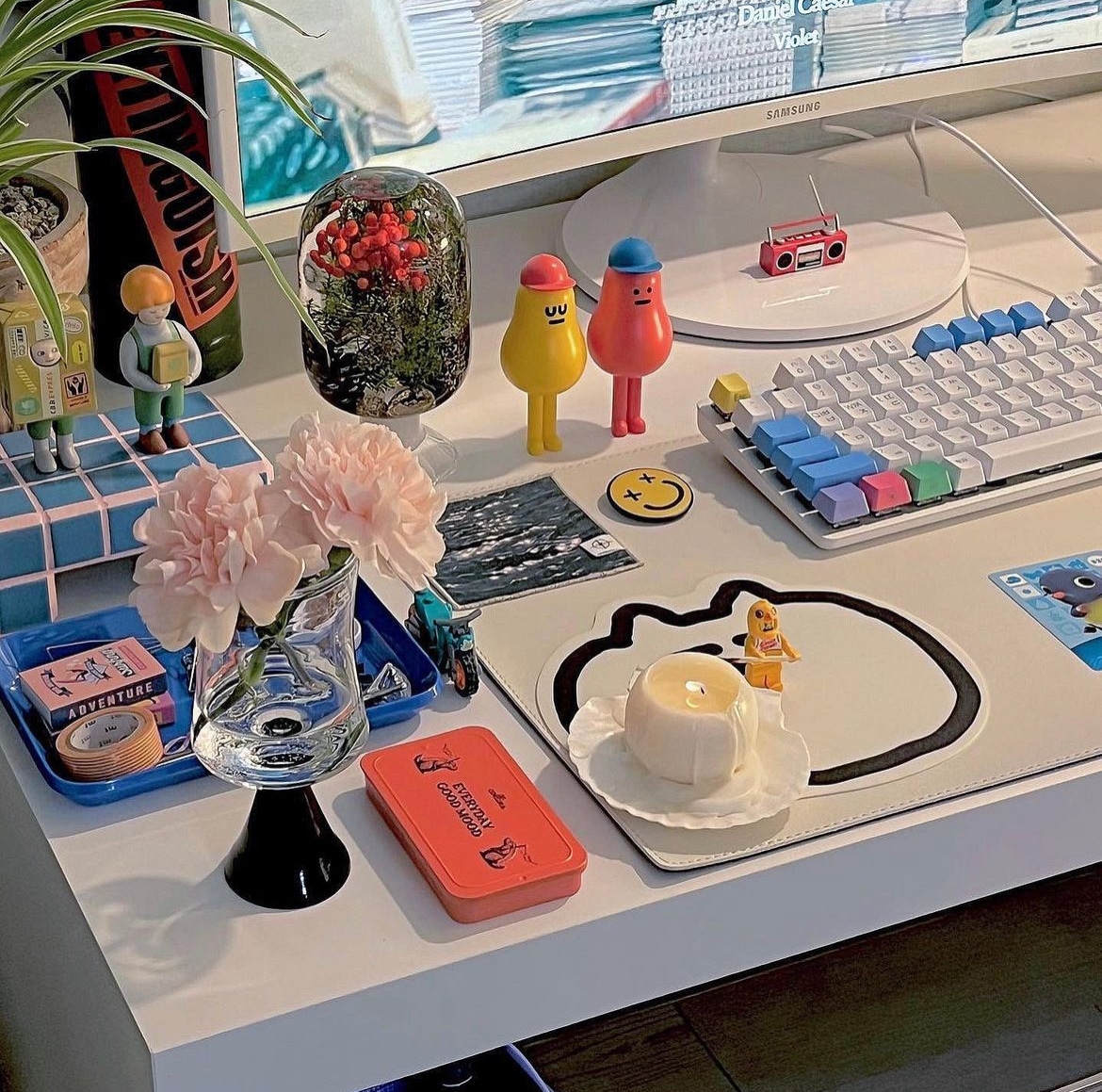 Pearl Mini Candle & Shell Tray Set user photo