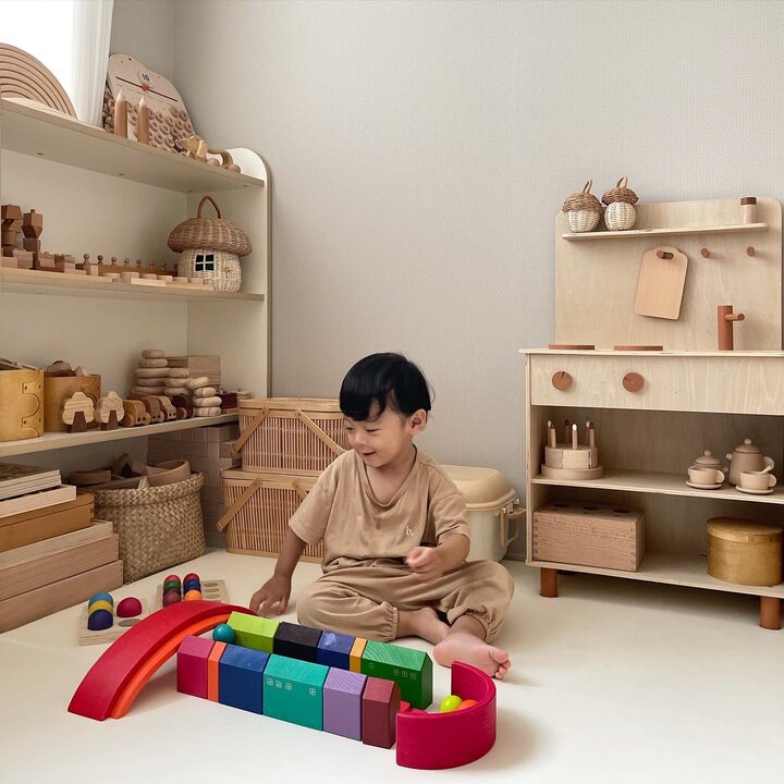 short form carousel card thumbnail