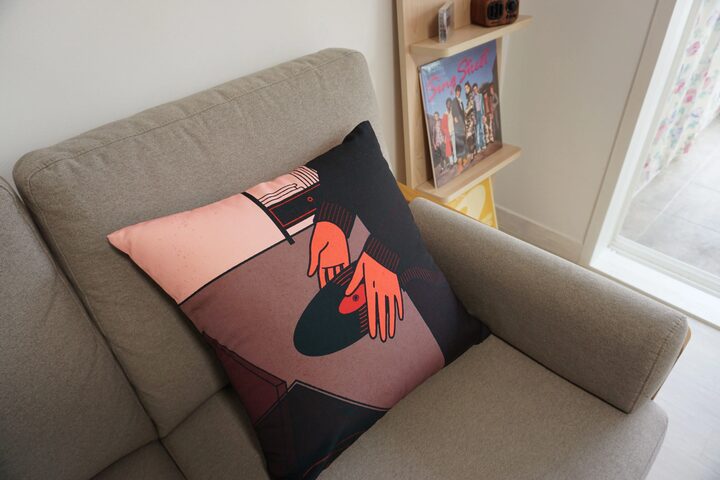 short form carousel card thumbnail