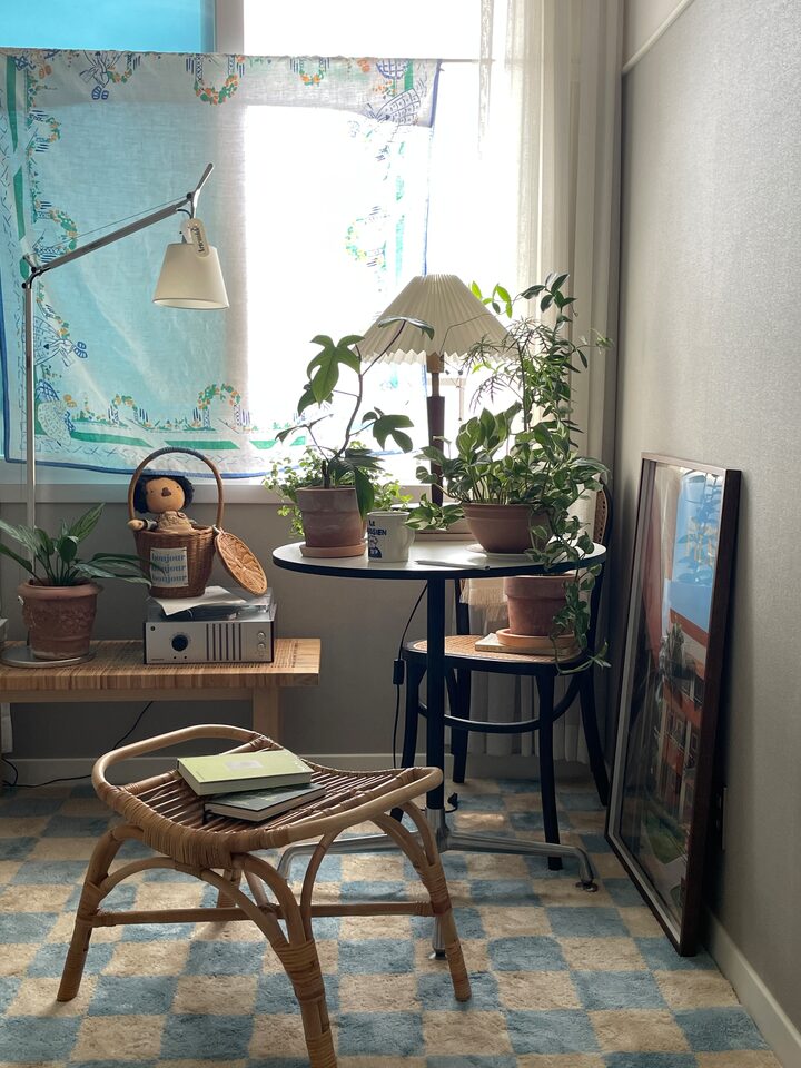 short form carousel card thumbnail