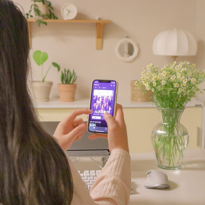 short form carousel card thumbnail