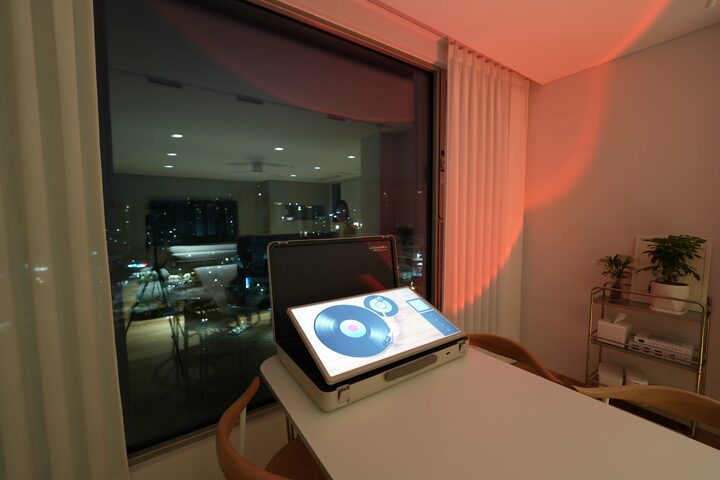 short form carousel card thumbnail