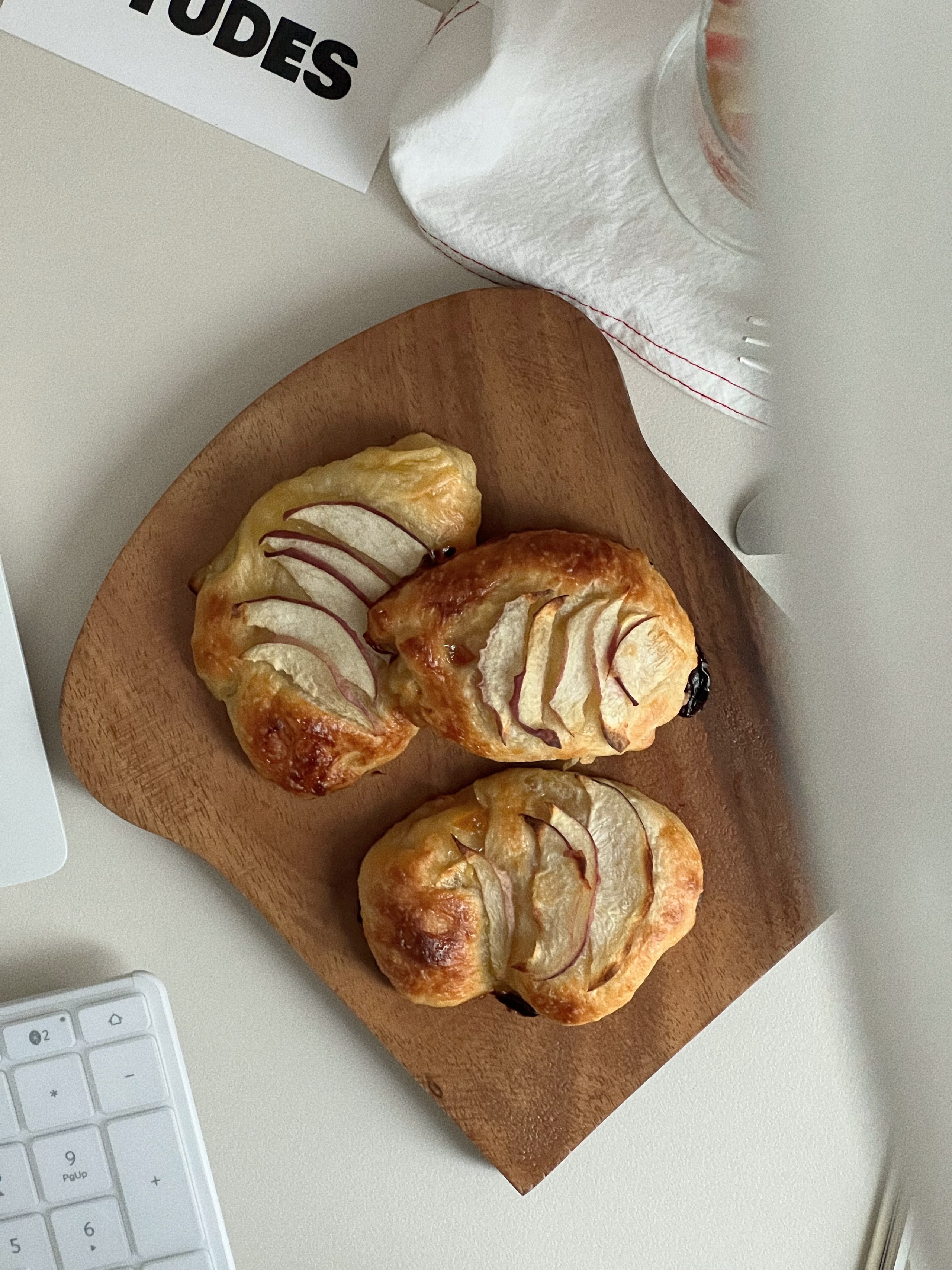 Wooden Toast Plate user photo