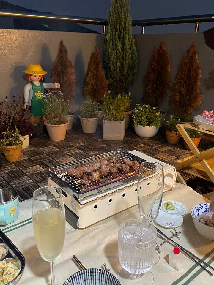 short form carousel card thumbnail