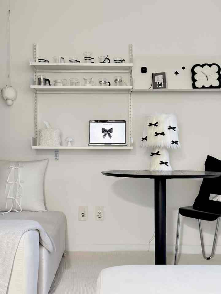 SYSTEM000 DISPLAY SHELVING 03［7色・2サイズ］を使ったコーディネート 2