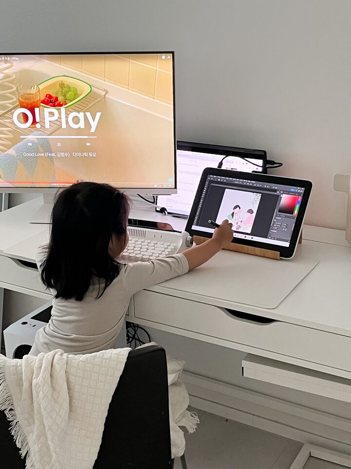 short form carousel card thumbnail