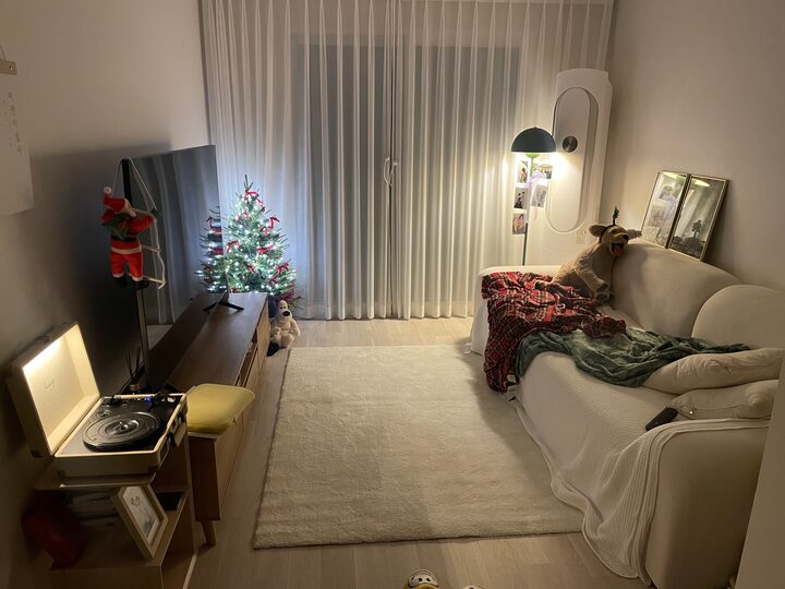 short form carousel card thumbnail