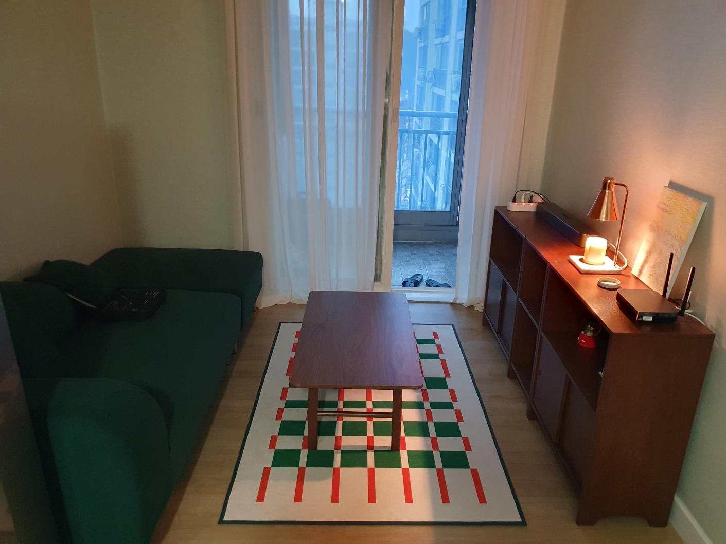 Checkered Chenille Mid-Century Area Rug user photo