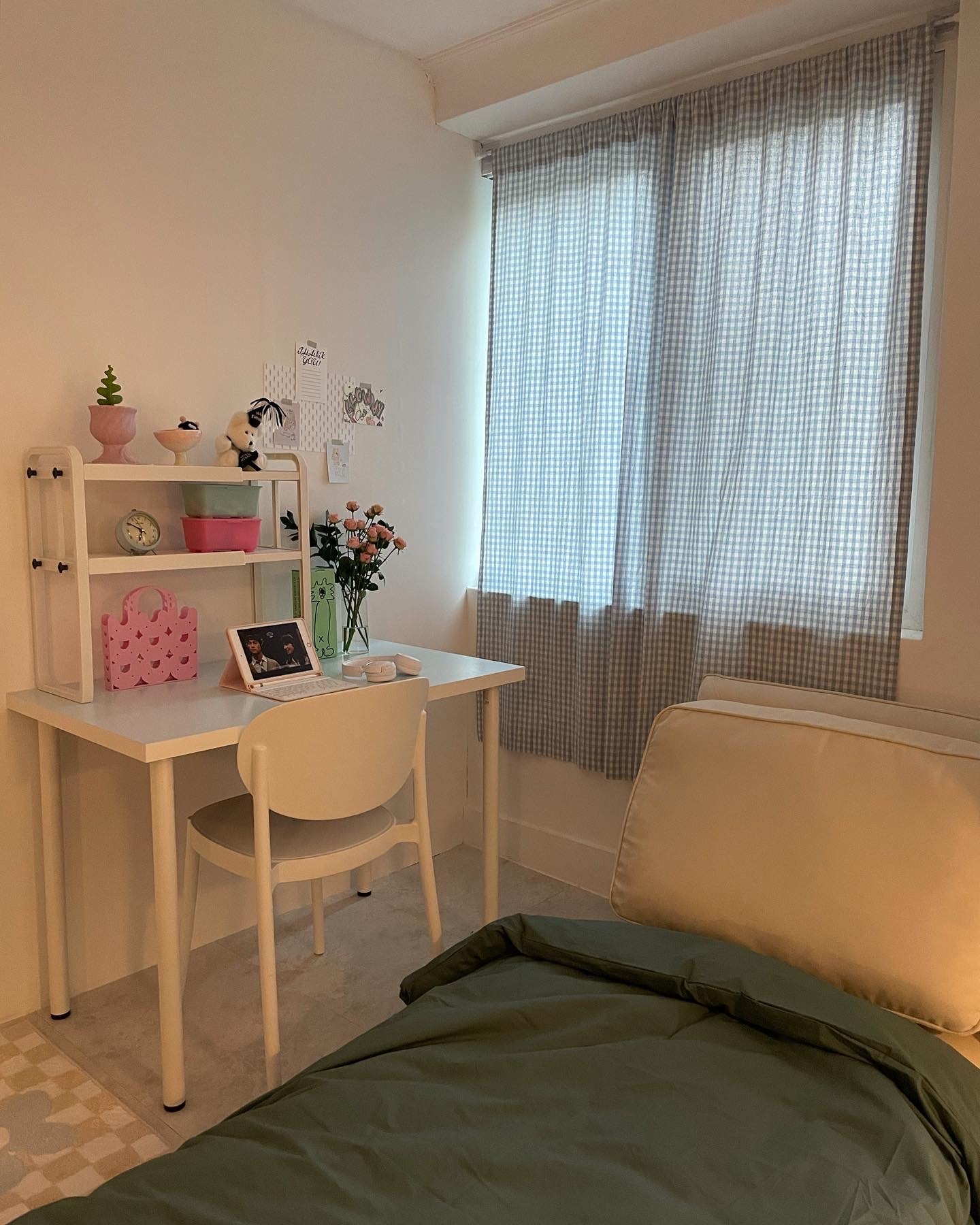 Adjustable Desk Storage Shelf (2-Tier) user photo